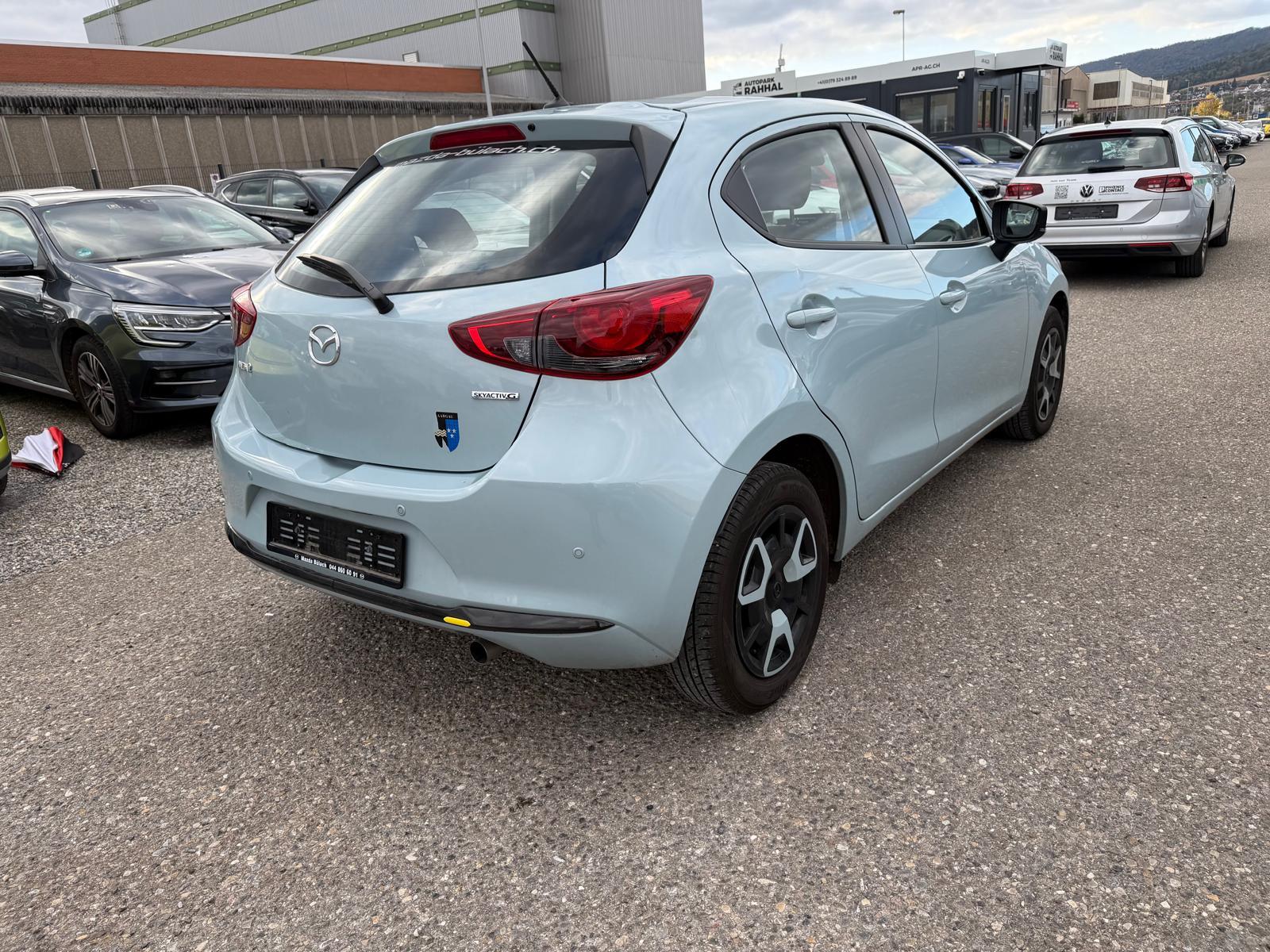 MAZDA 2 1.5 90 Center-Line-image-3