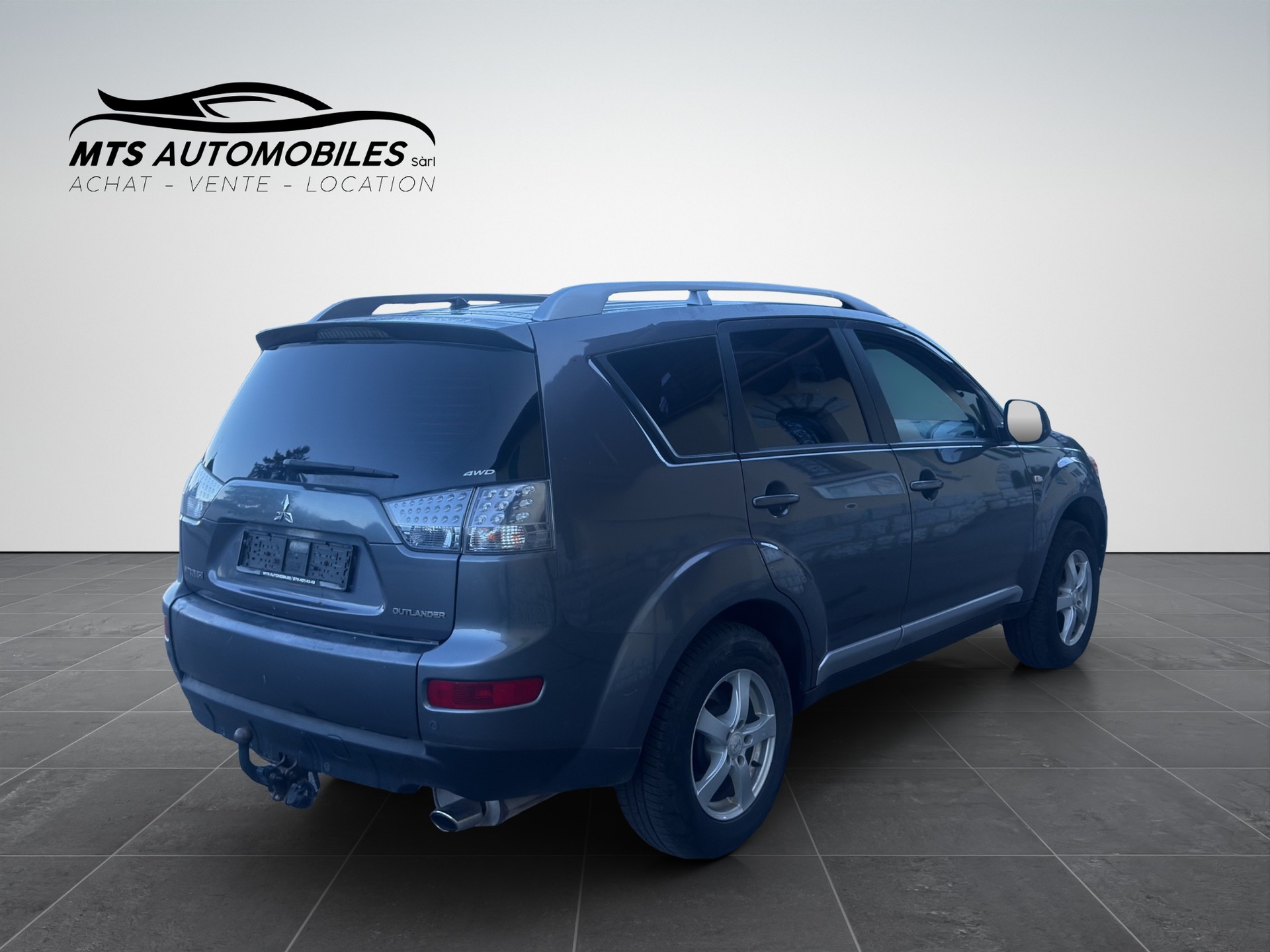 MITSUBISHI Outlander 2.4 Invite 4WD CVT-image-5