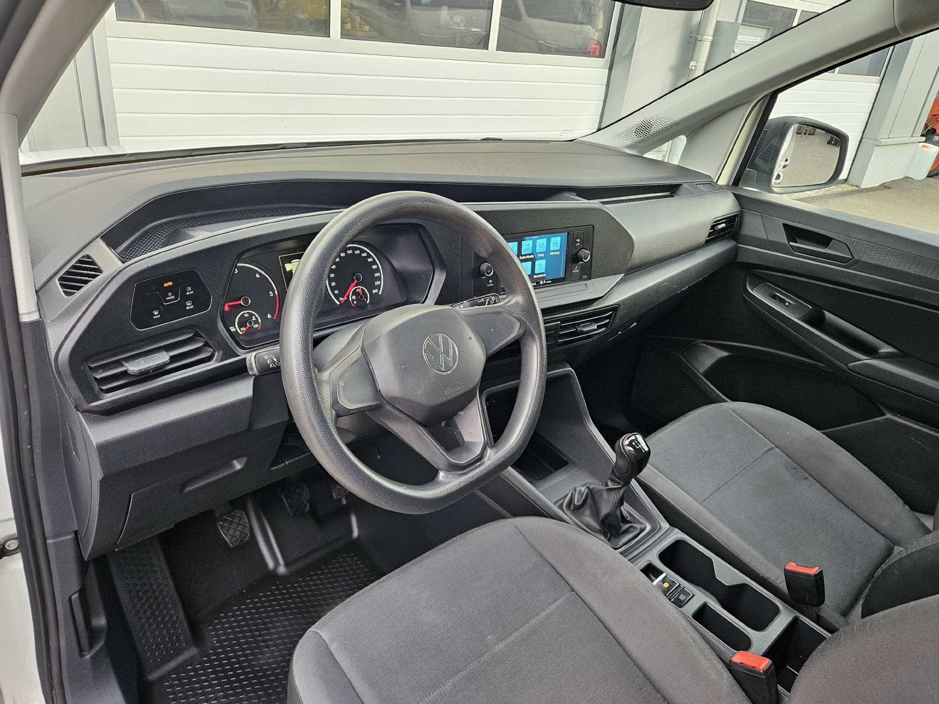 VW Caddy Kaw. 2.0 TDI 122 BlueMT 4m * Frisch ab MFK * Klima * 8- fach bereift *-image-17