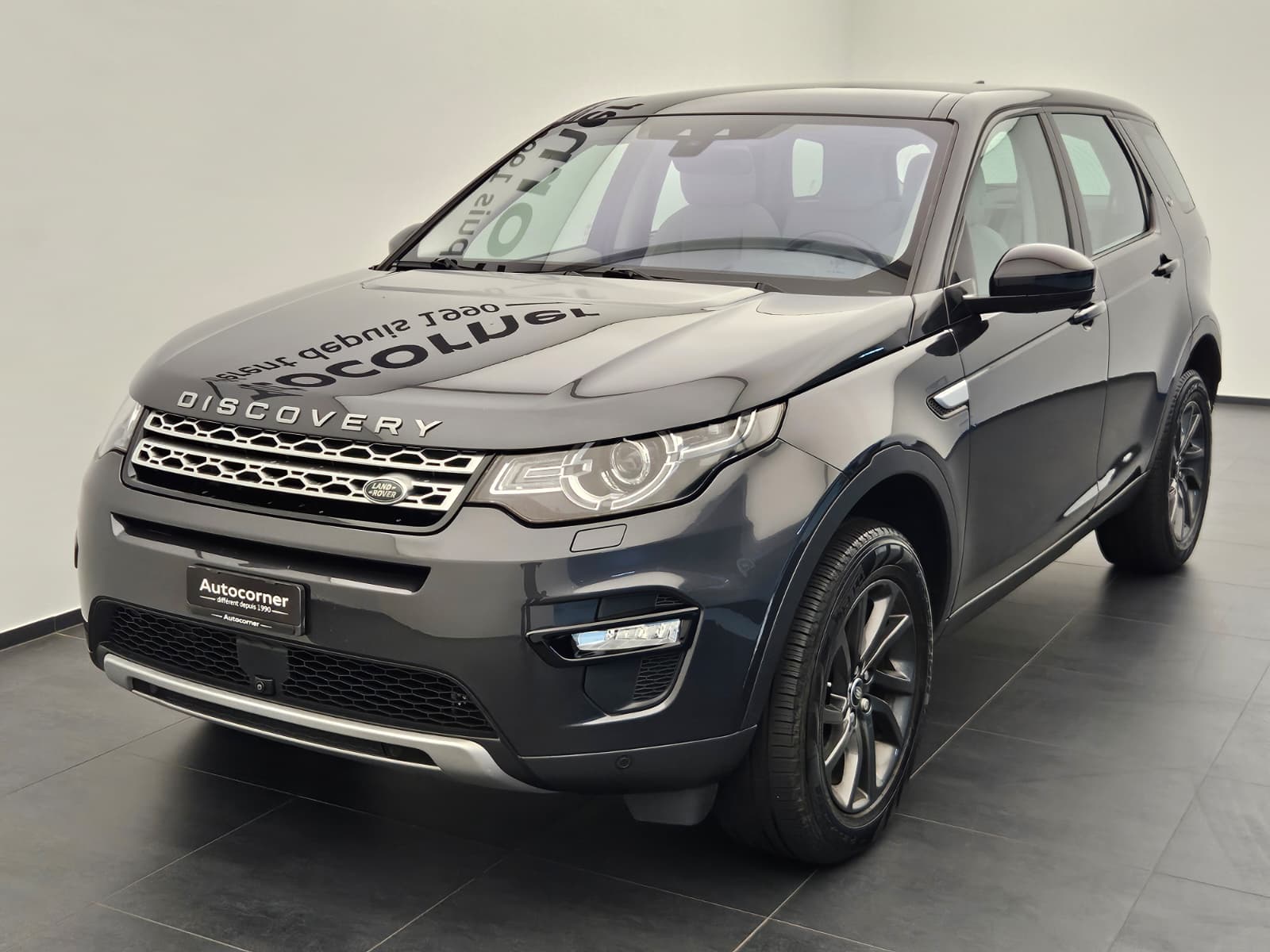 LAND ROVER Discovery Sport 2.0 TD4 HSE AT9-showroom-element-2
