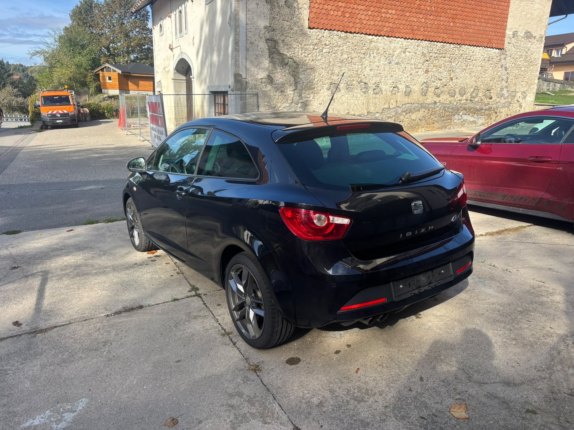 SEAT Ibiza SC 1.4 TSI FR DSG-image-1