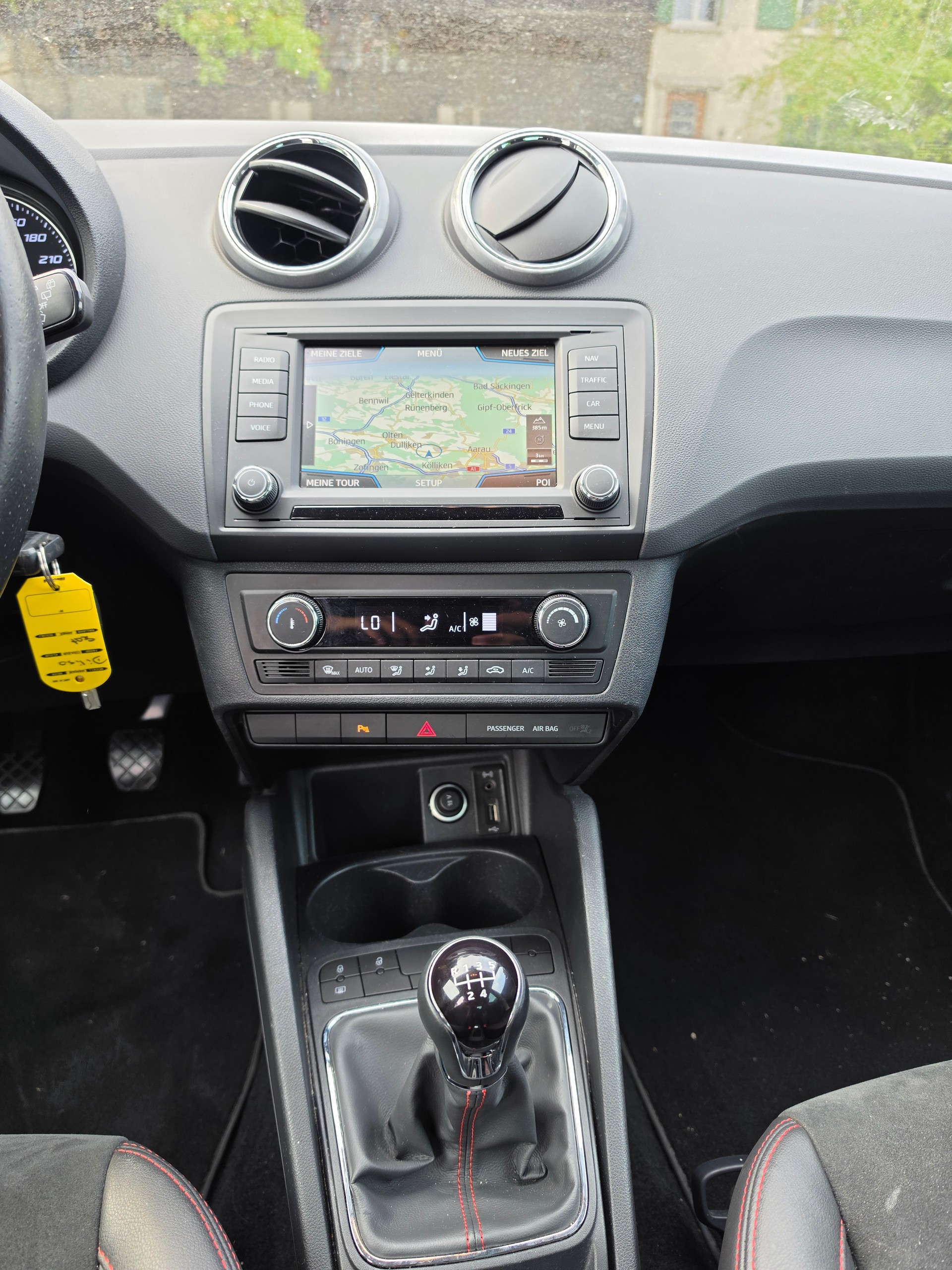 SEAT Ibiza ST 1.4 TDI FR Line-image-14