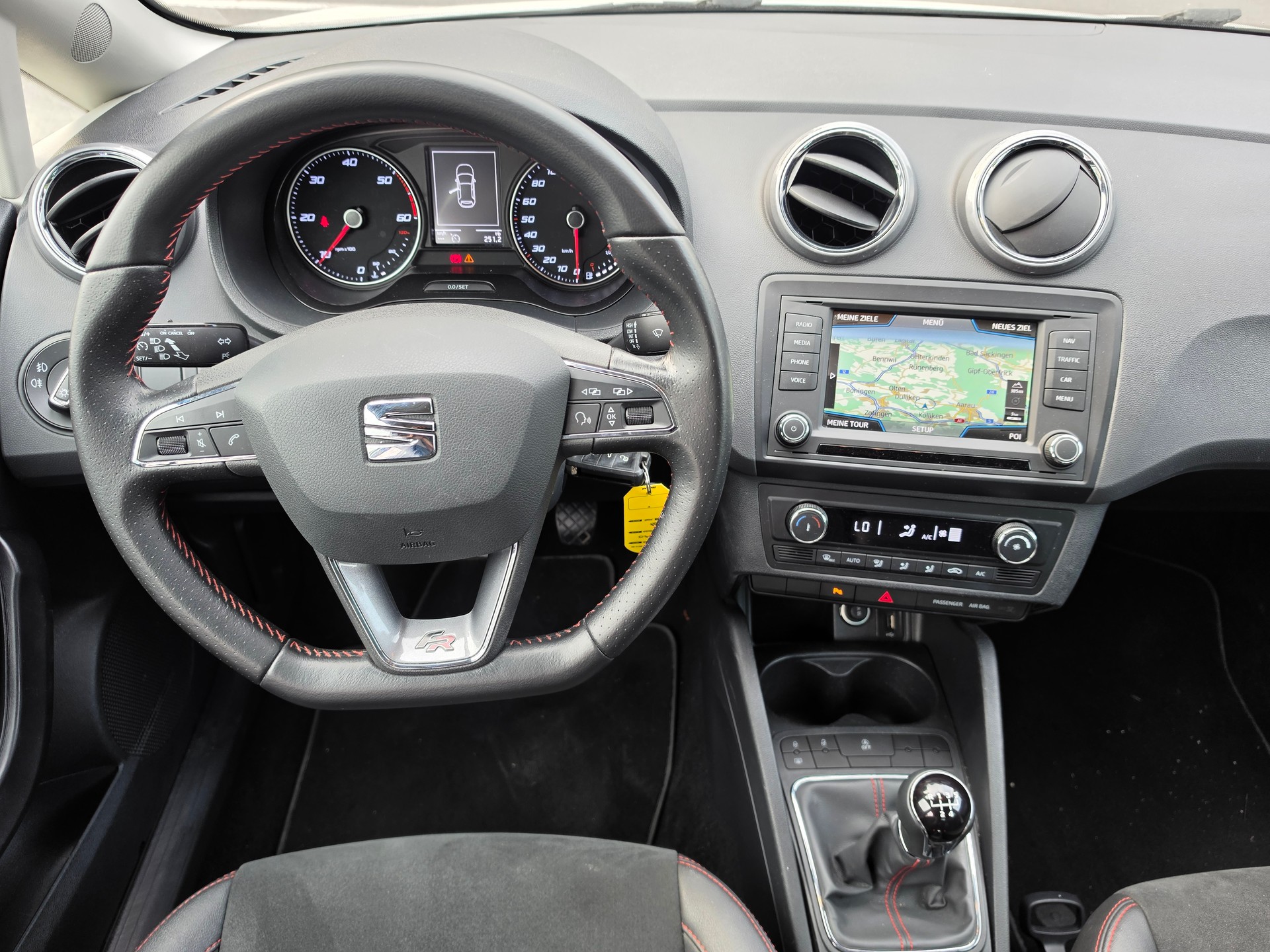 SEAT Ibiza ST 1.4 TDI FR Line-image-13