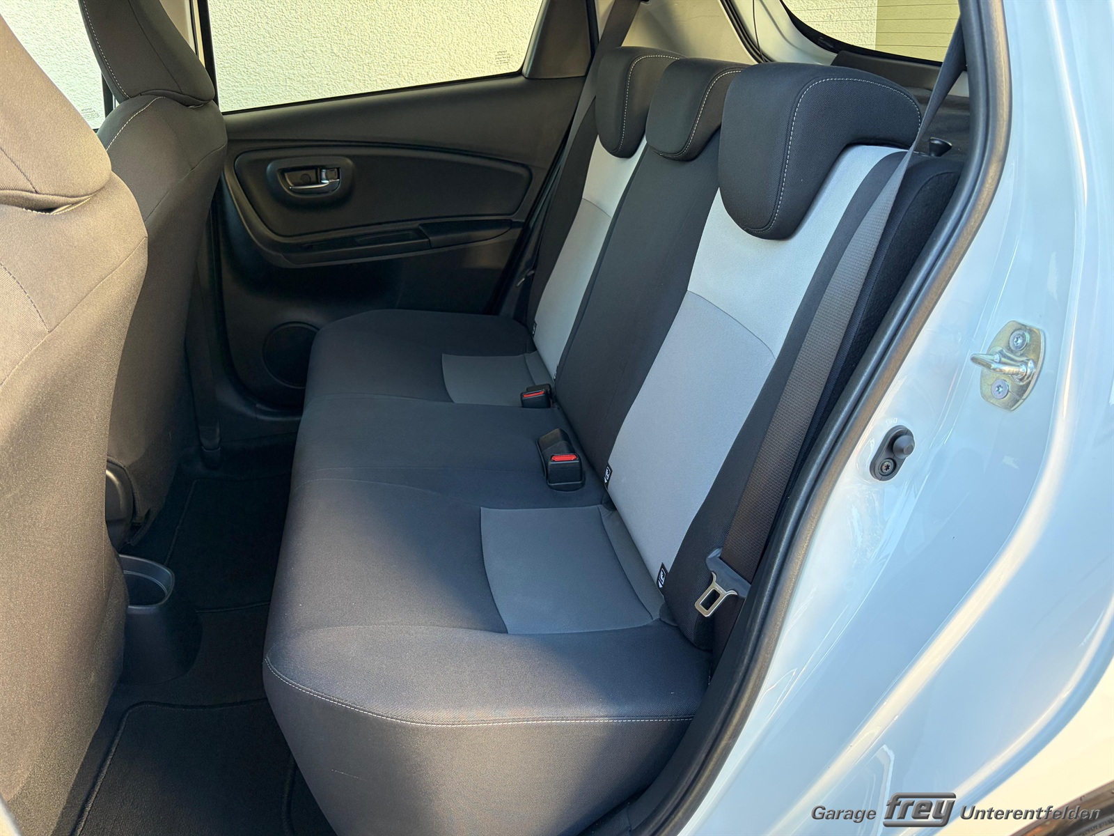 TOYOTA Yaris 1.5 Trend-image-13
