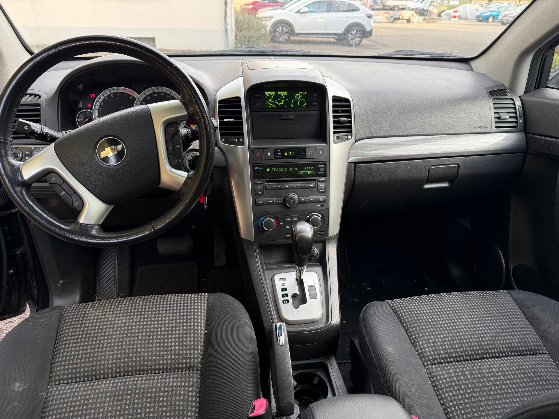 CHEVROLET Captiva 3.2 V6 LT Executive 4WD Automatic-image-9