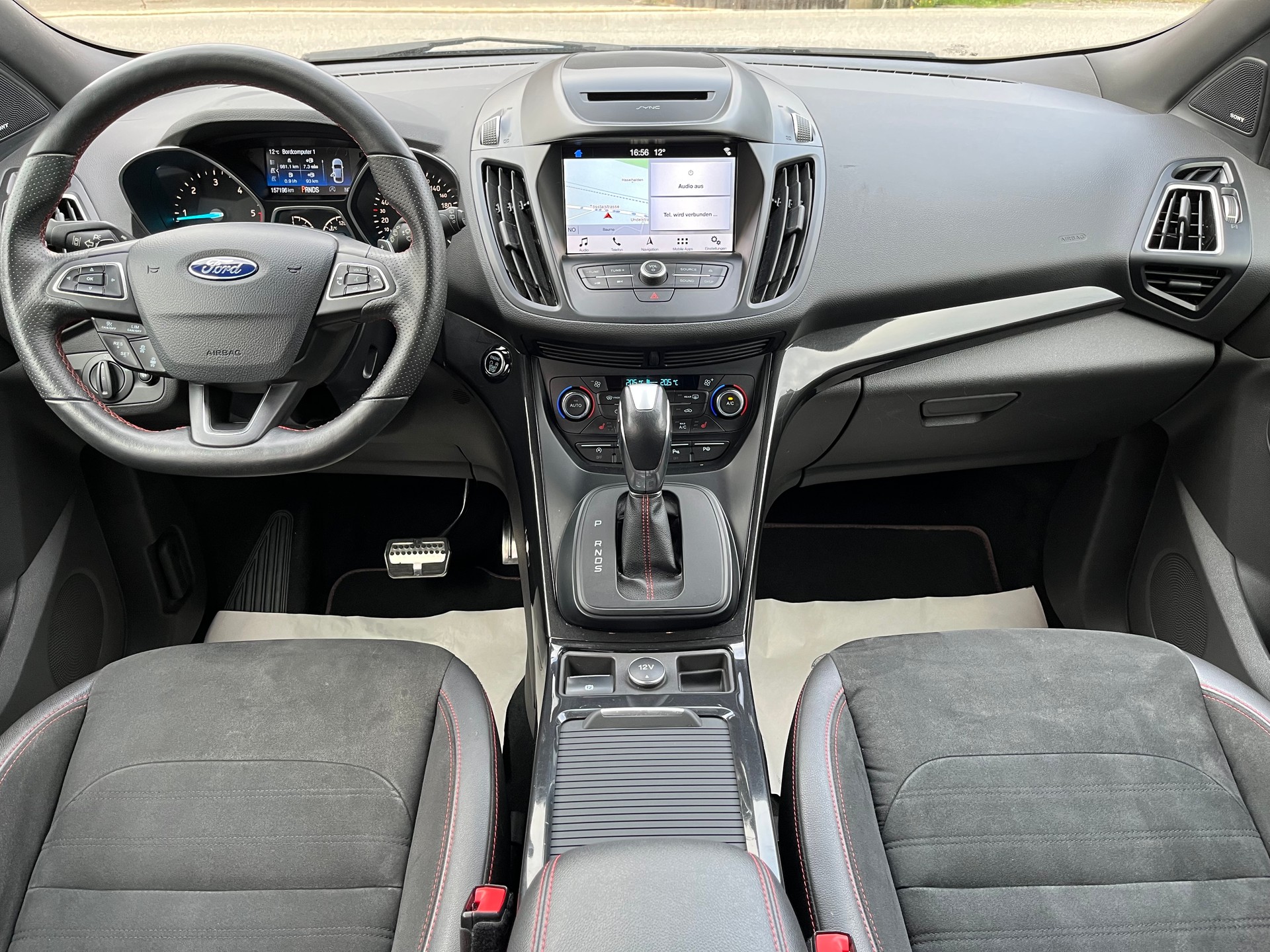 FORD Kuga 2.0 TDCi ST Line High 4WD PowerShift / Ab MFK / 1.Hand / 8-fach bereift-image-6