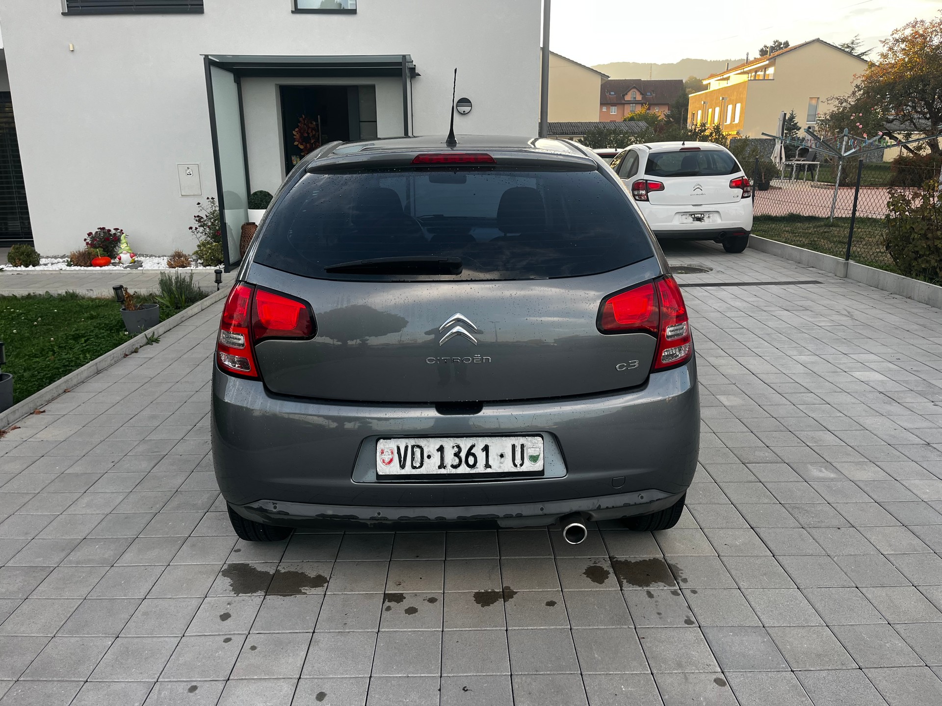CITROEN C3 1.4i 16V Chic-image-3