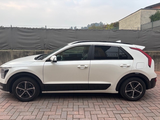 KIA 1.6 GDi Hybrid Style-image-0
