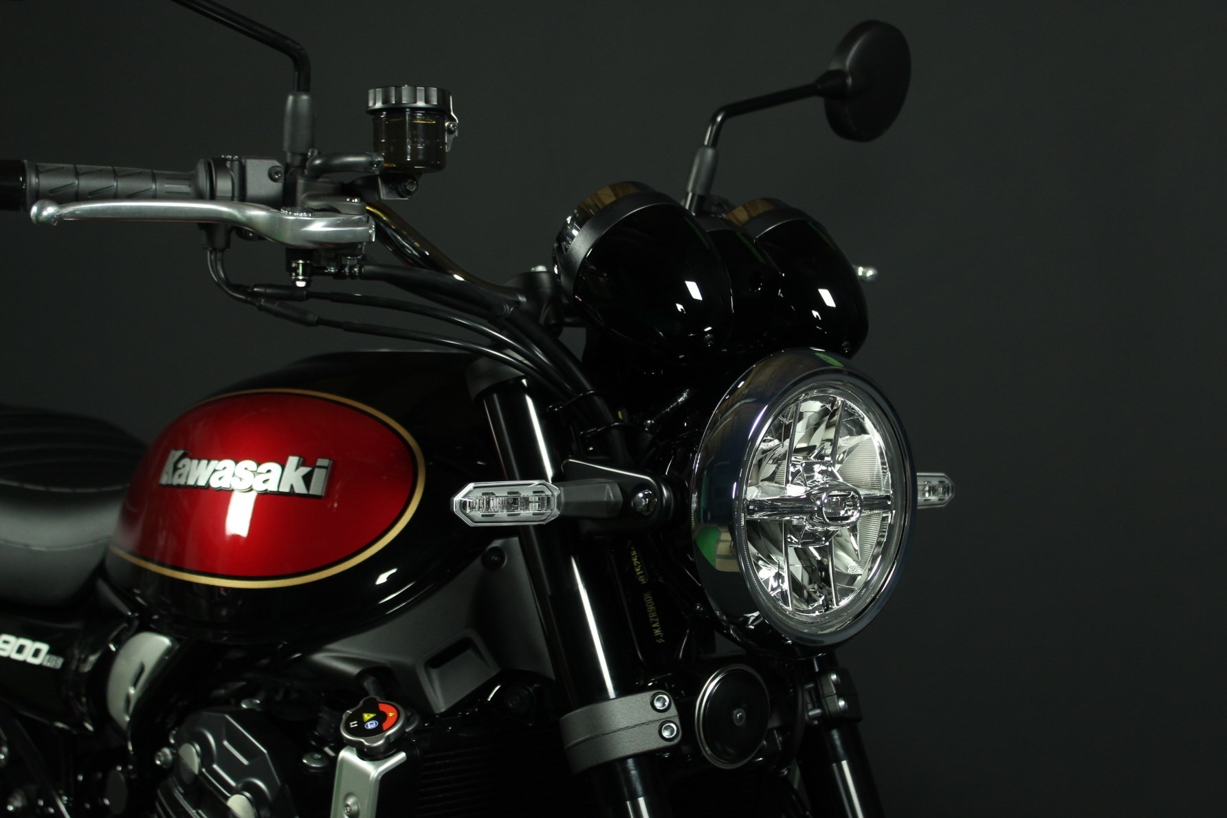 KAWASAKI Z 900 RS-showroom-element-3