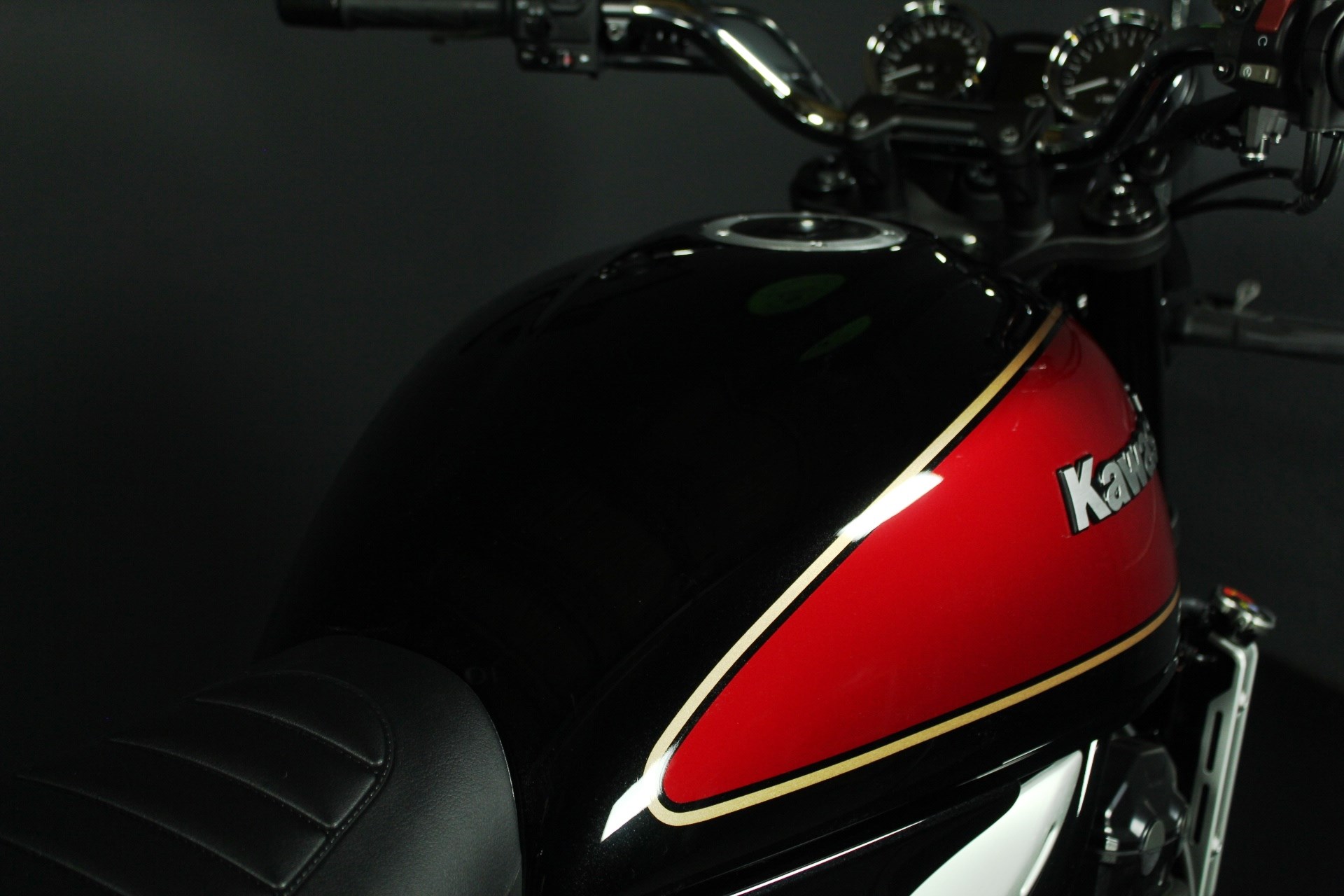 KAWASAKI Z 900 RS-image-5