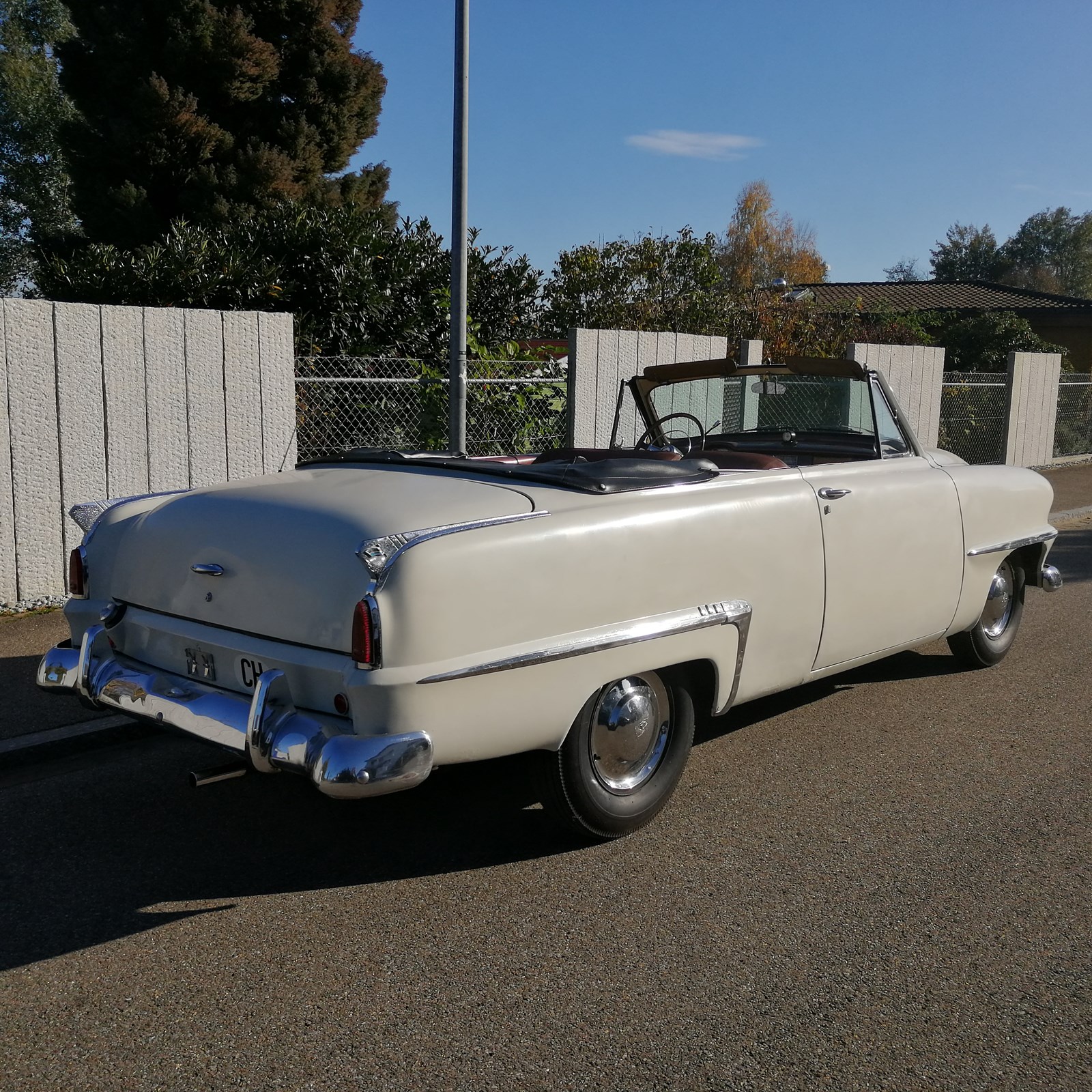 PLYMOUTH Plymouth P 25 X-image-16