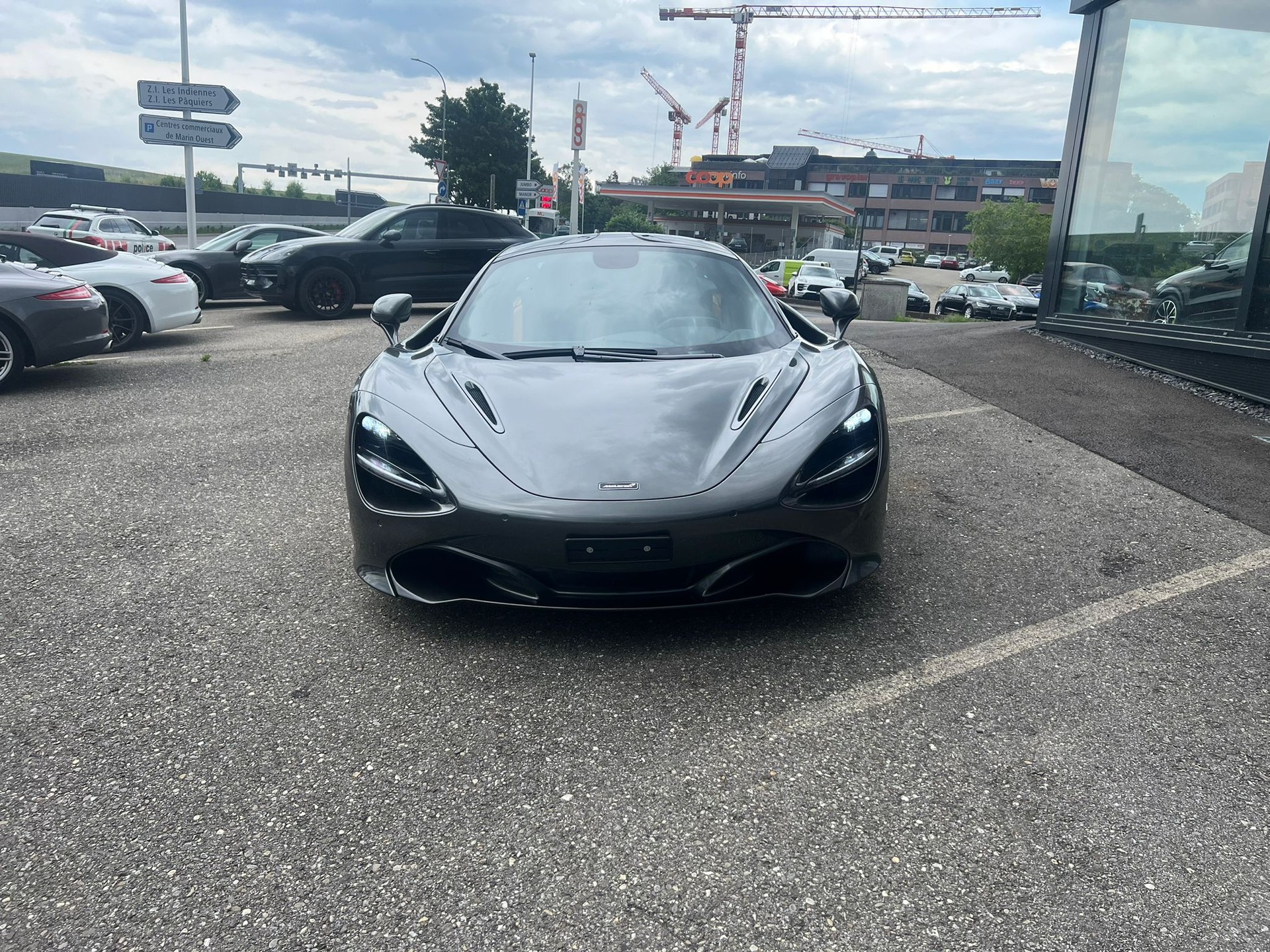 McLAREN 720S Coupé Luxury 4.0 V8 SSG-showroom-element-2