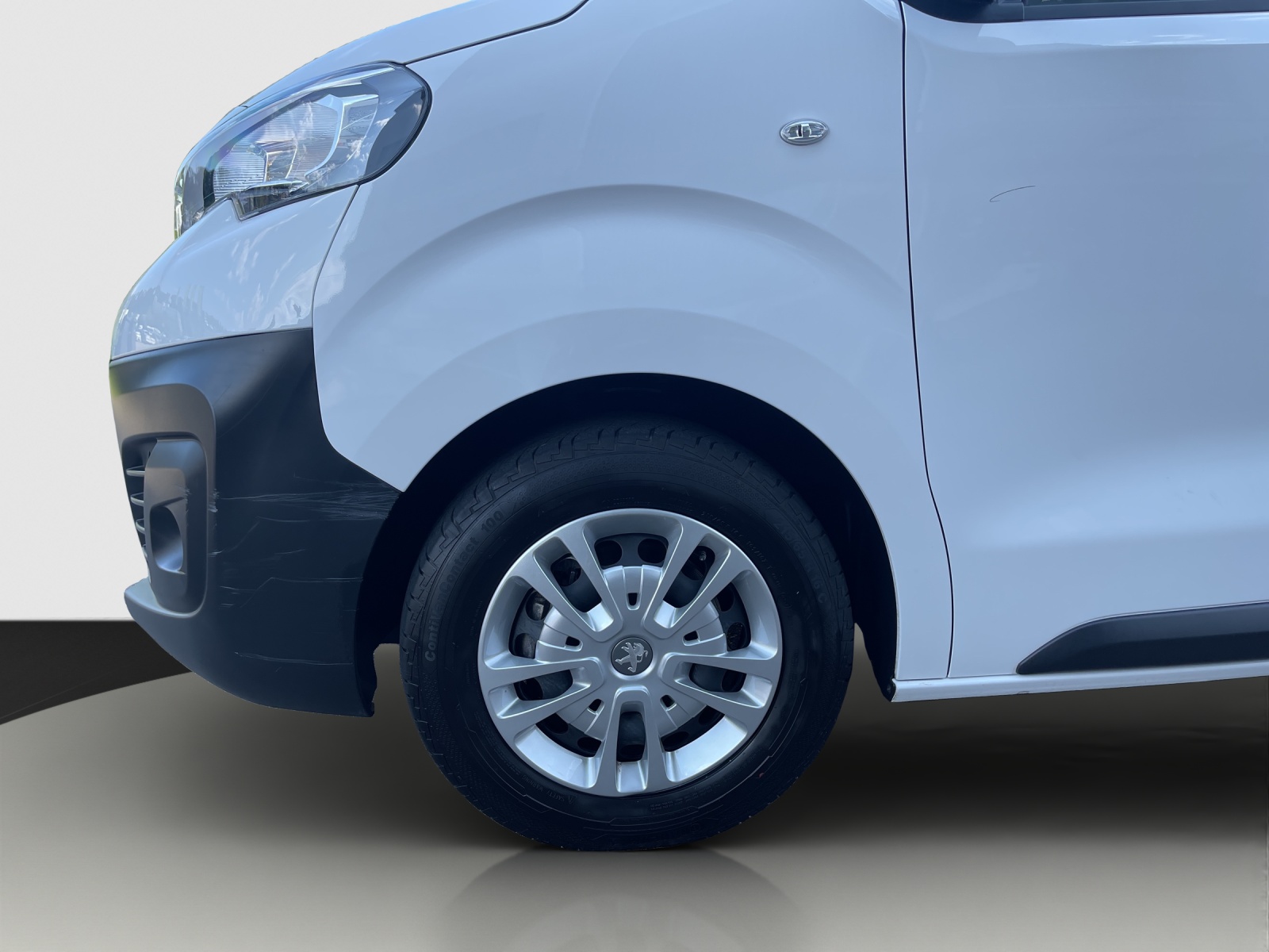 PEUGEOT Expert 1.5 BlueHDi 120 S&S Premium Standard-image-20