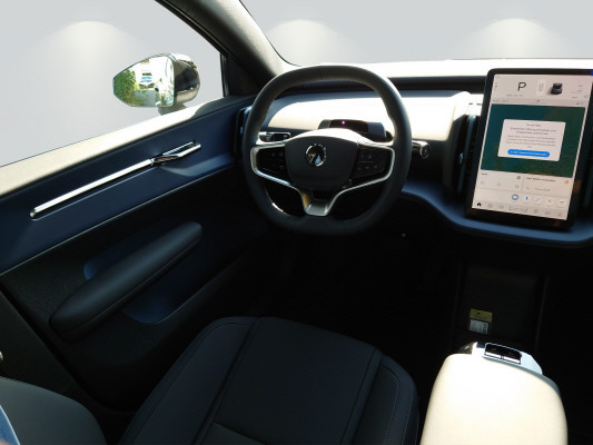 VOLVO EX30 E60 69kWh Twin Ultra-image-4