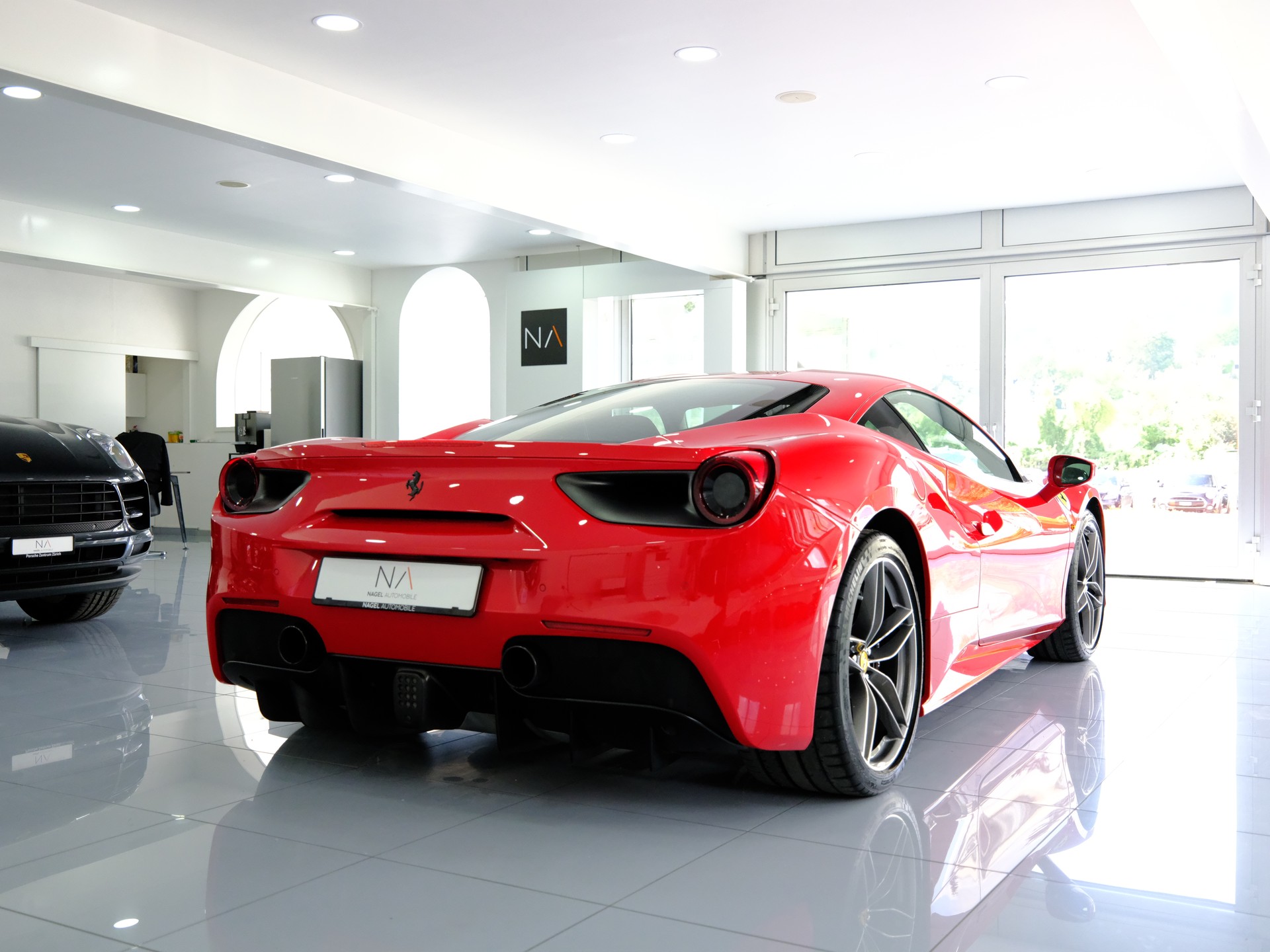 FERRARI 488 GTB 3.9 V8-image-2