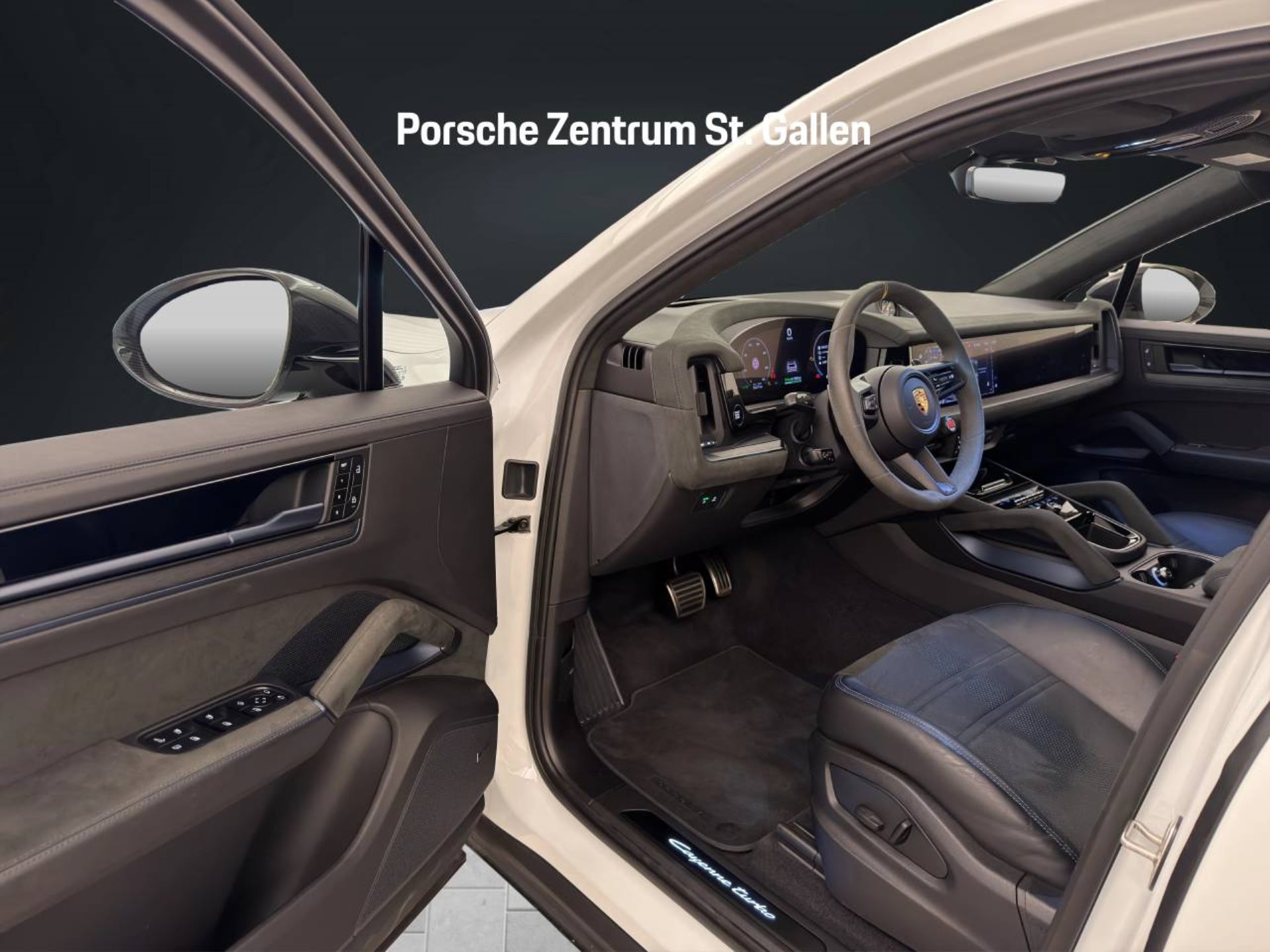 PORSCHE Cayenne Turbo E-Hybrid Coupé mit GT-Paket-image-3