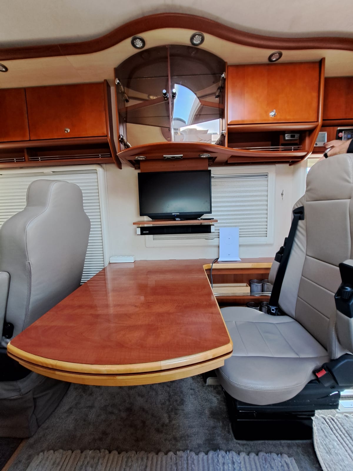 CONCORDE Charisma II 890M Bar Version-image-19