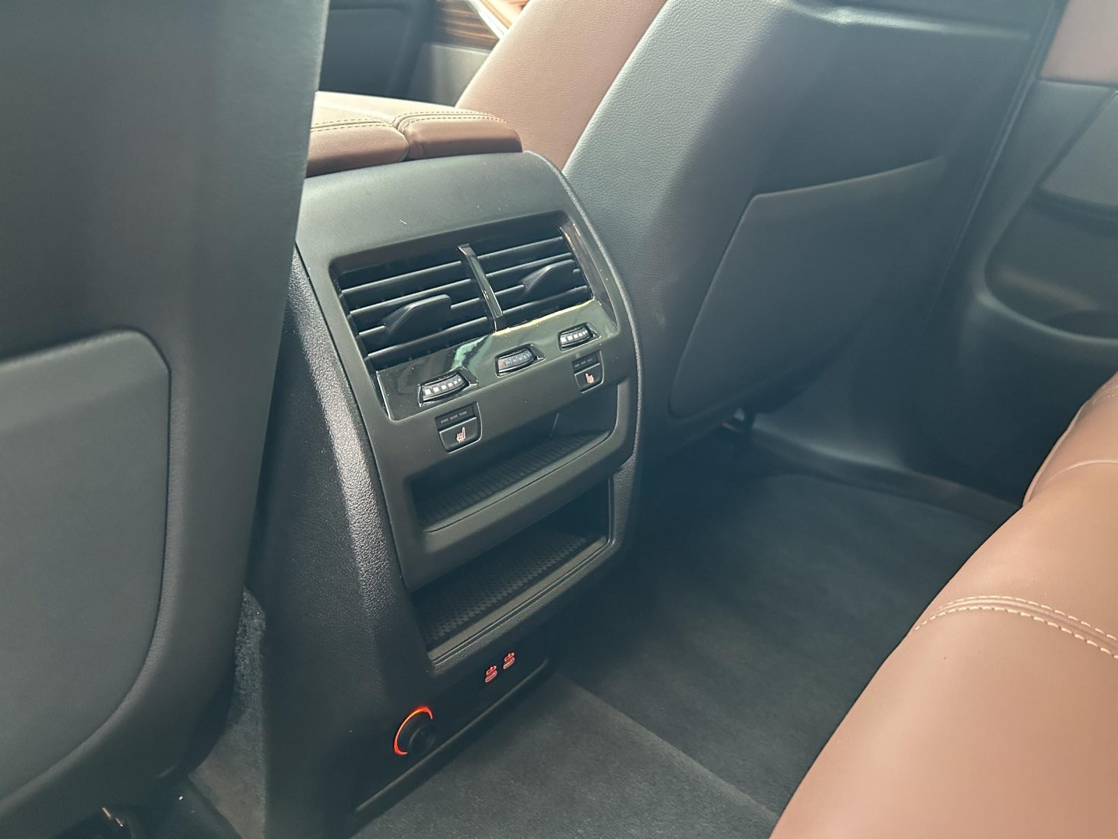 BMW X5 xDrive30d-image-15