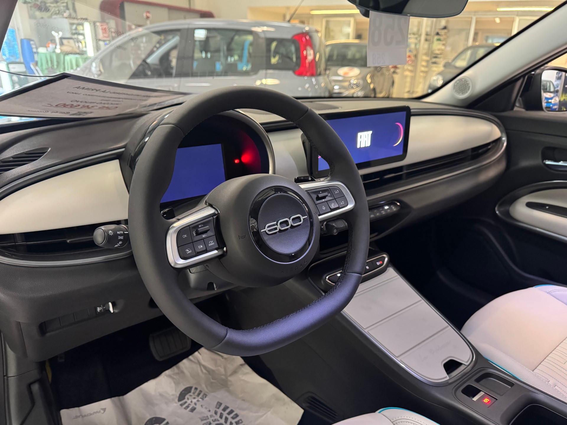 FIAT 600h MildHybrid La Prima-image-7