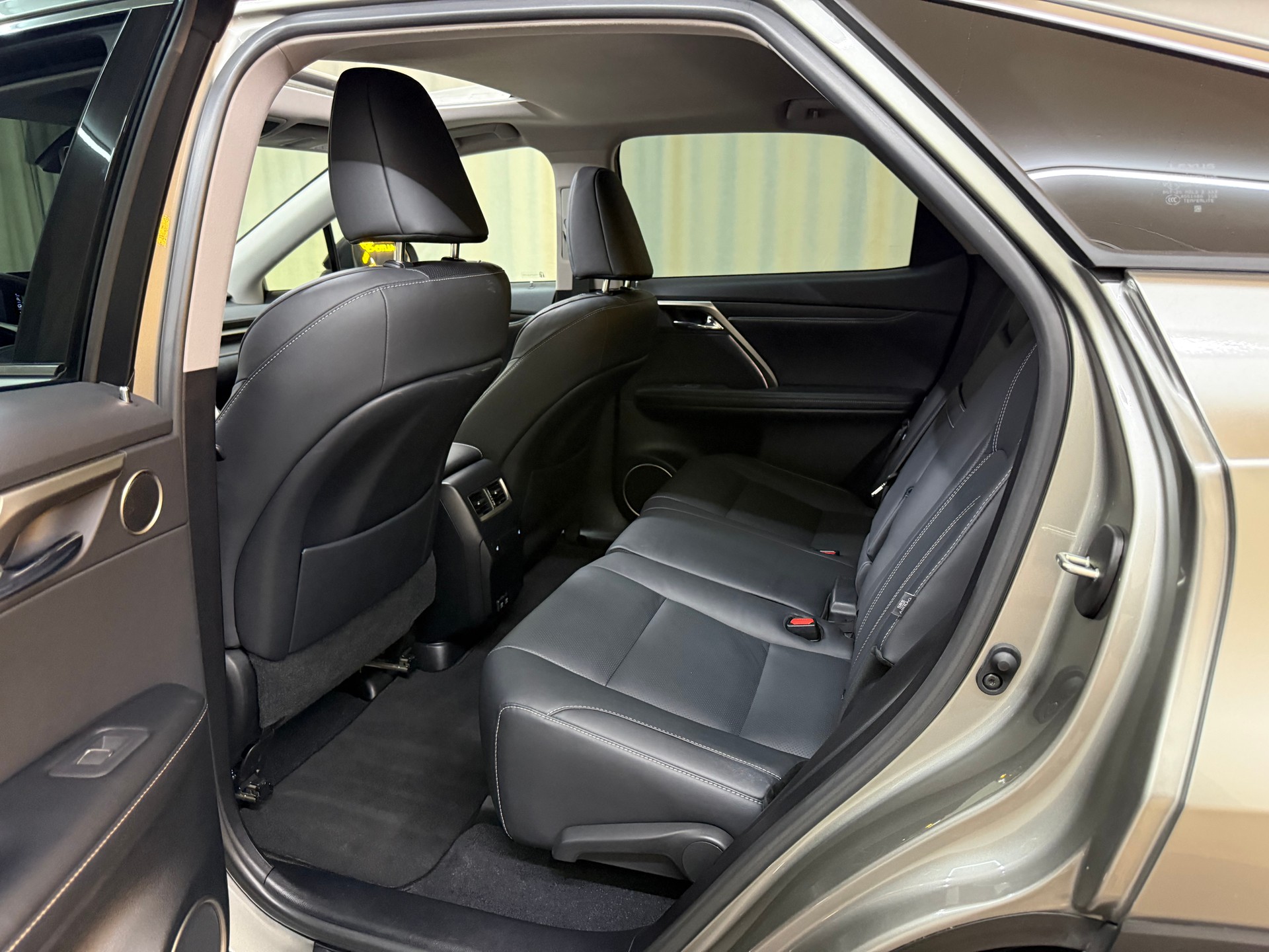 LEXUS RX 300 Special Edition AWD-image-16