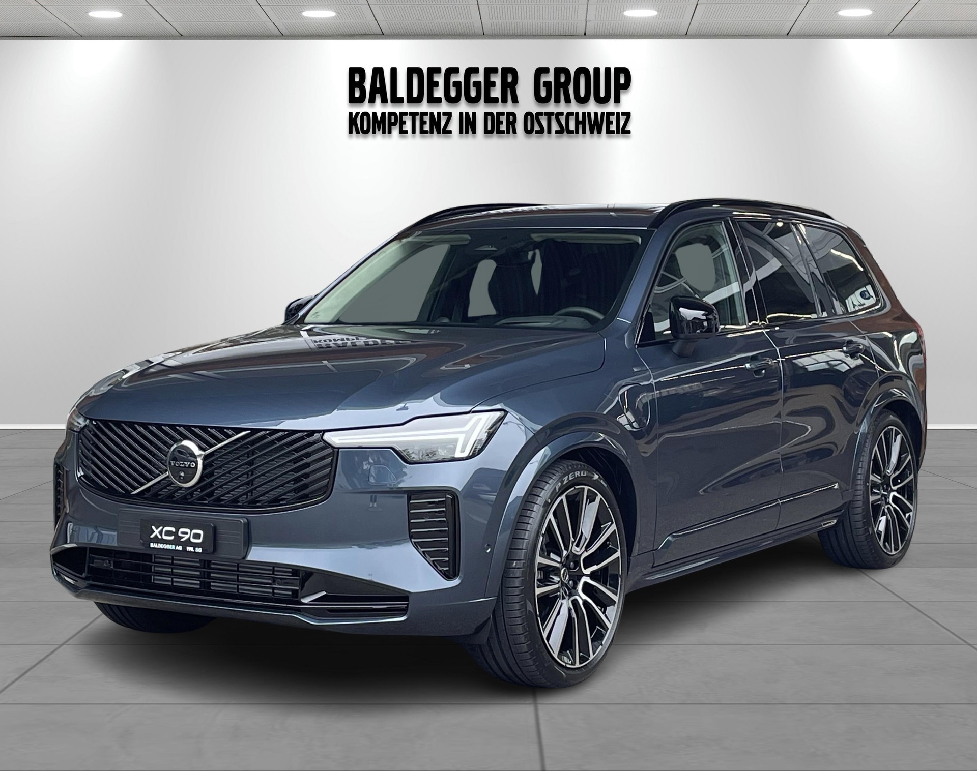 VOLVO XC90 2.0 T8 TE Ultra Dark eAWD-image-1