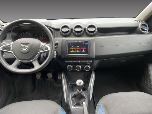 DACIA Duster TCe 150 Celebr.4x4-image-7