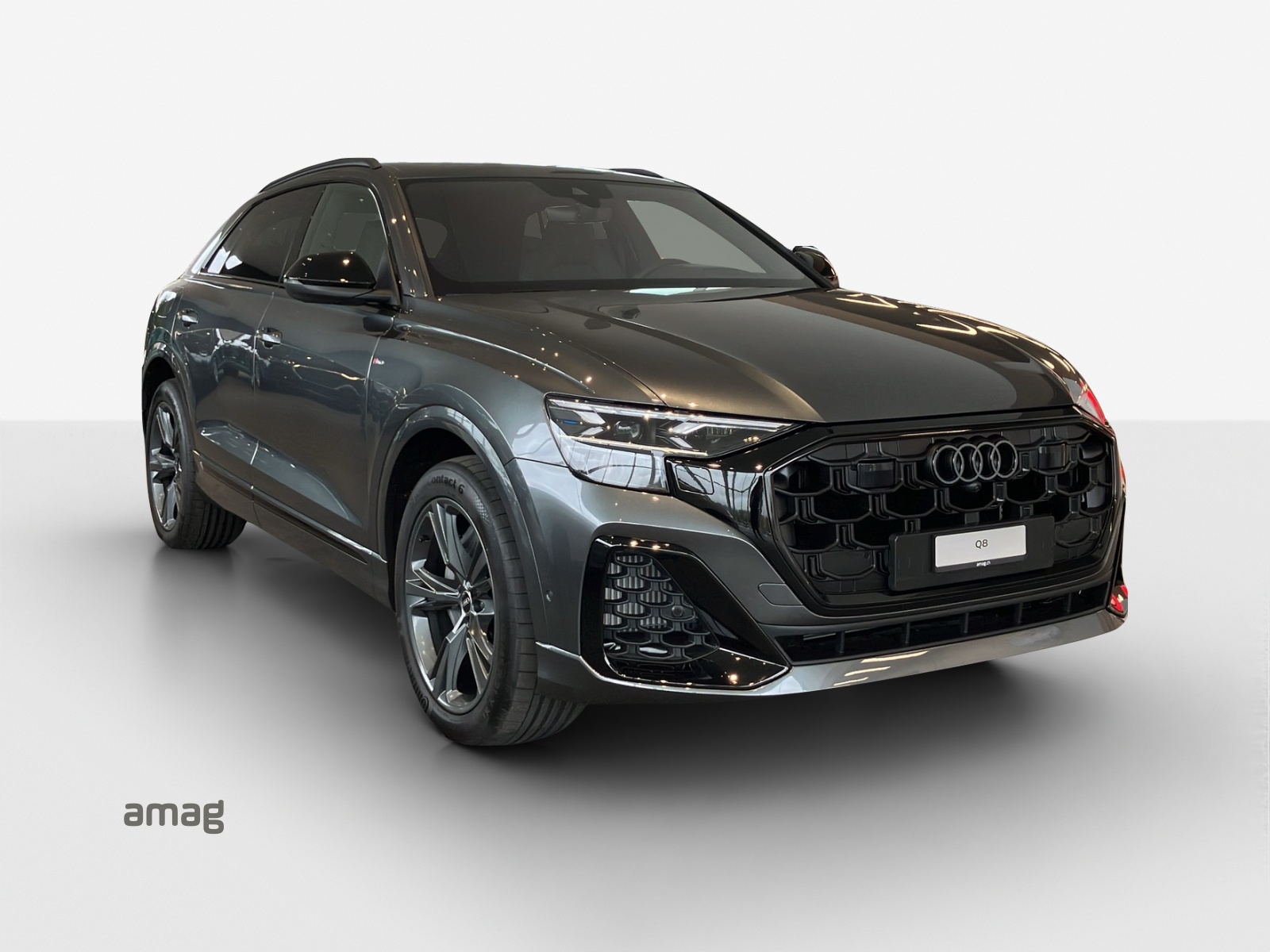 AUDI Q8 SUV TFSI e quattro 290 kW Attraction tiptronic-image-5