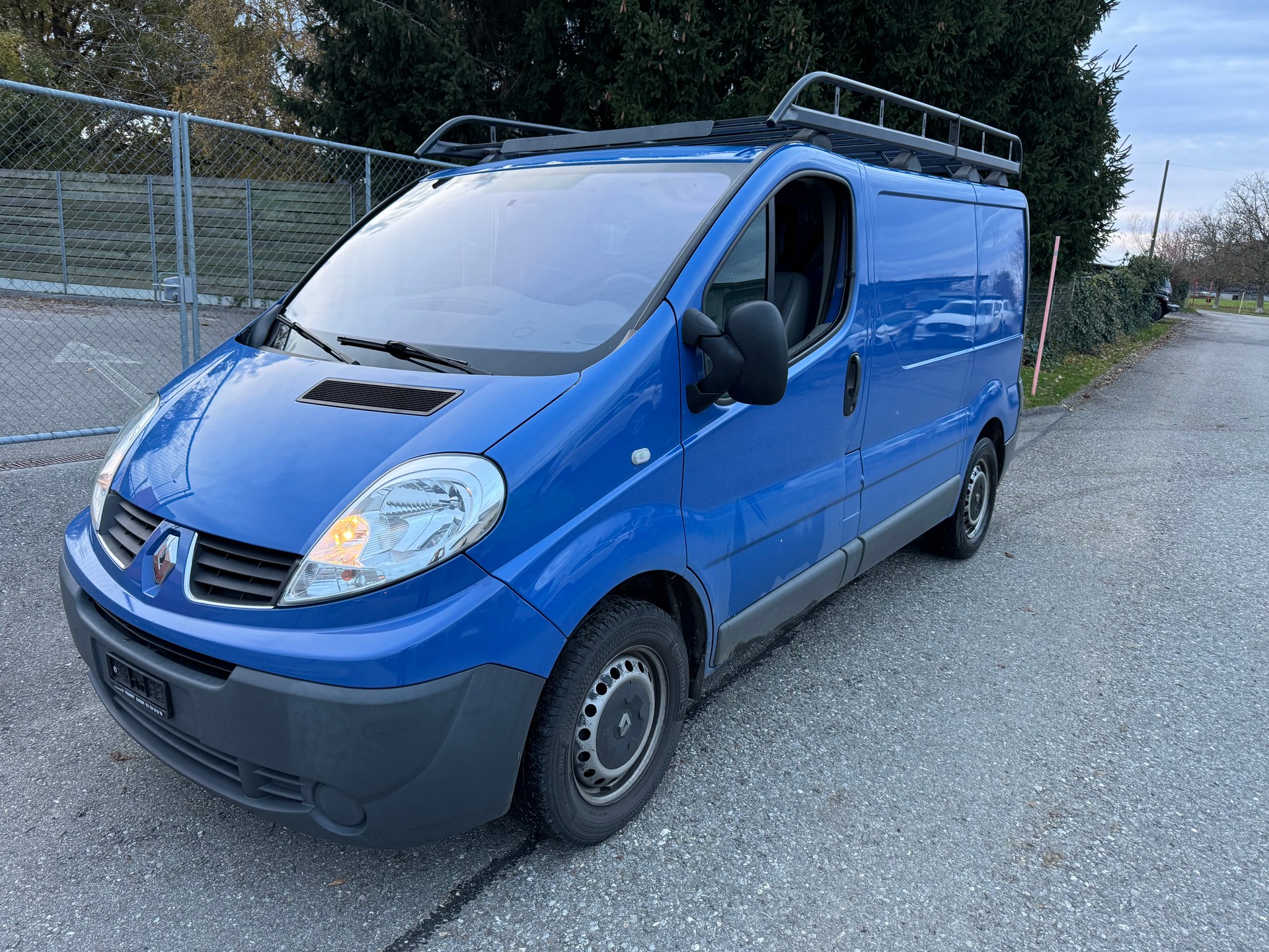 RENAULT Trafic 2.0 dCi 90 2.7t L1H1