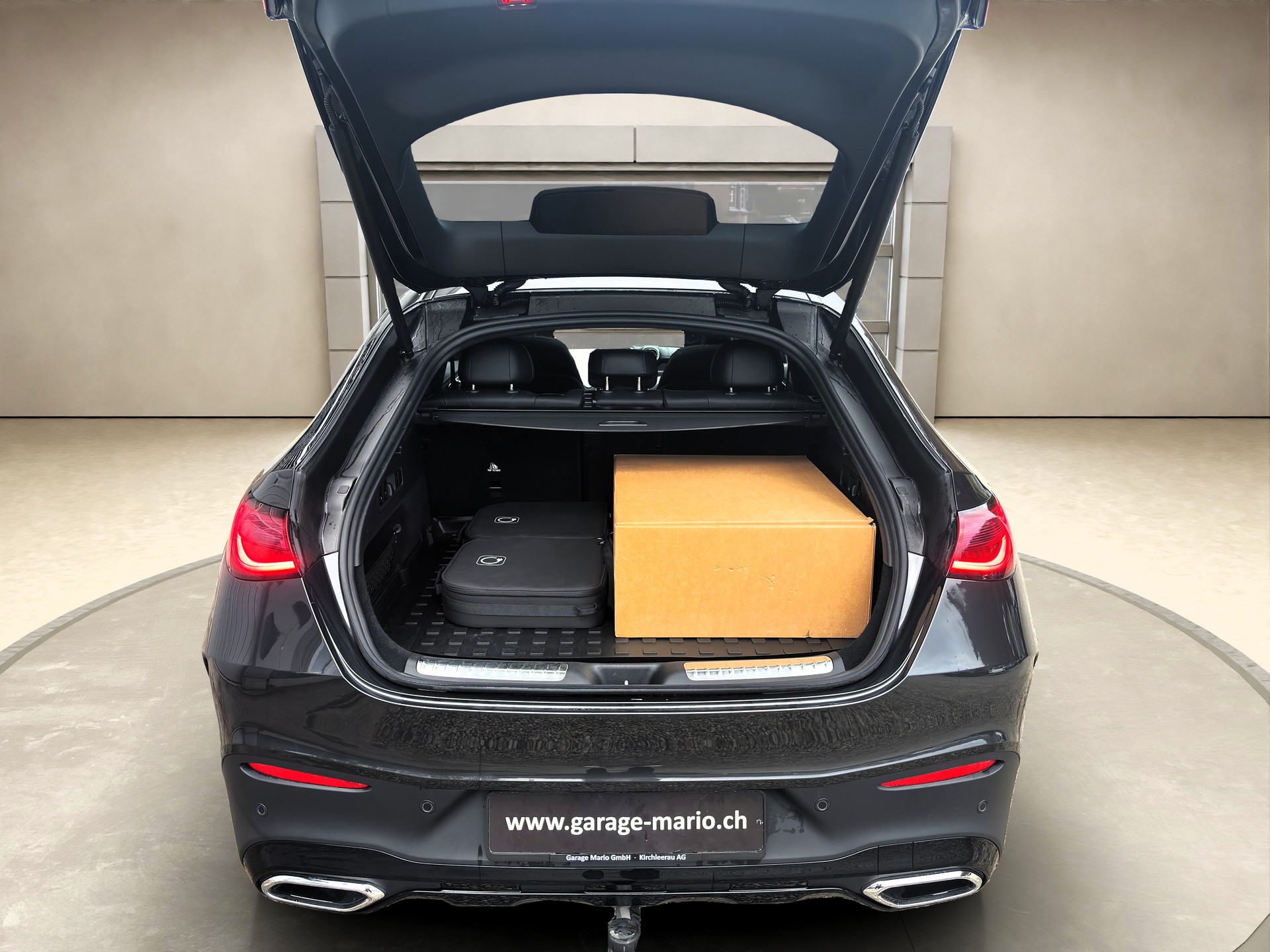 MERCEDES-BENZ GLC Coupé 300 de * AMG LINE * 4Matic 9G-Tronic-image-15