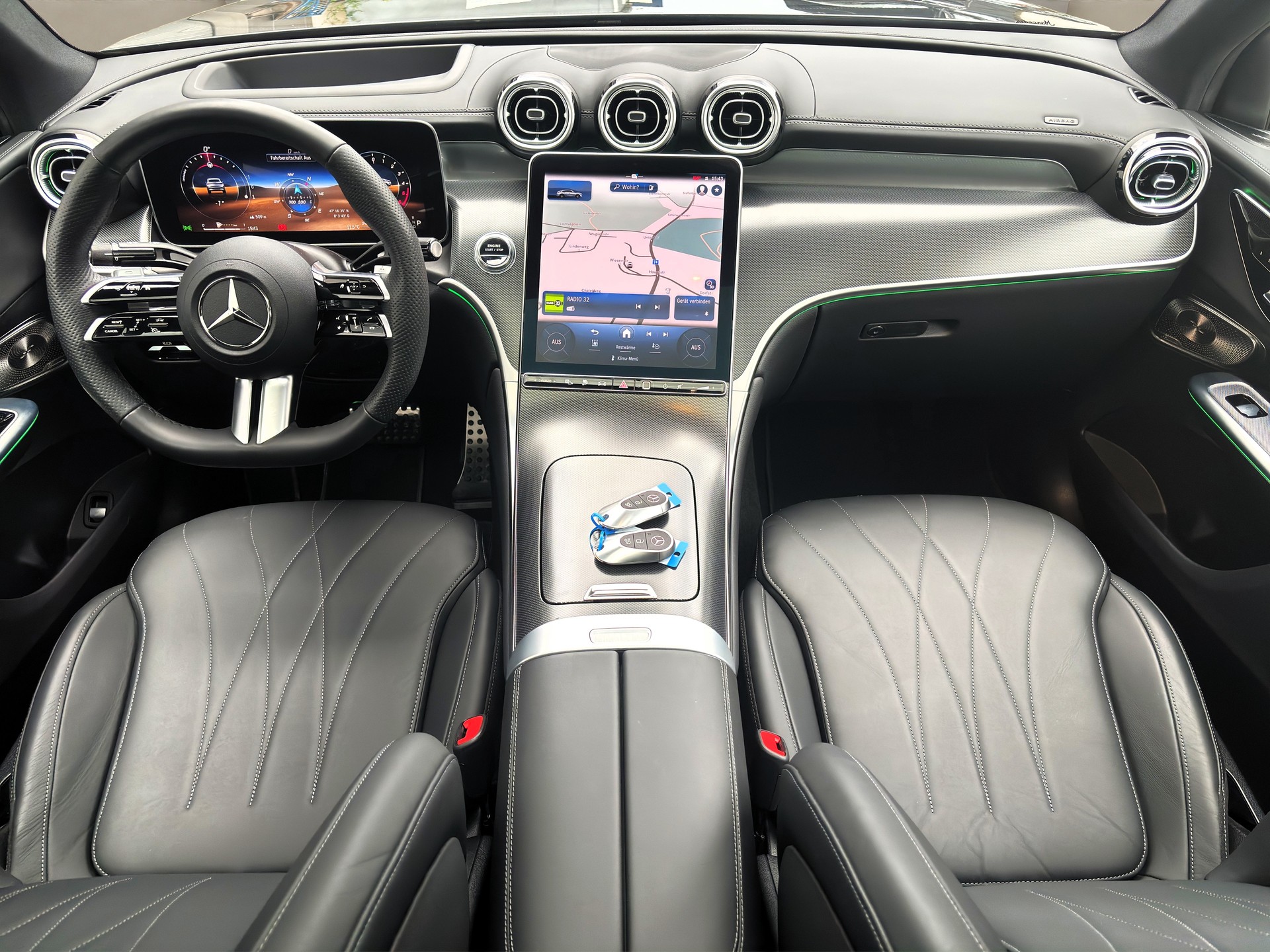 MERCEDES-BENZ GLC Coupé 300 de * AMG LINE * 4Matic 9G-Tronic-image-7
