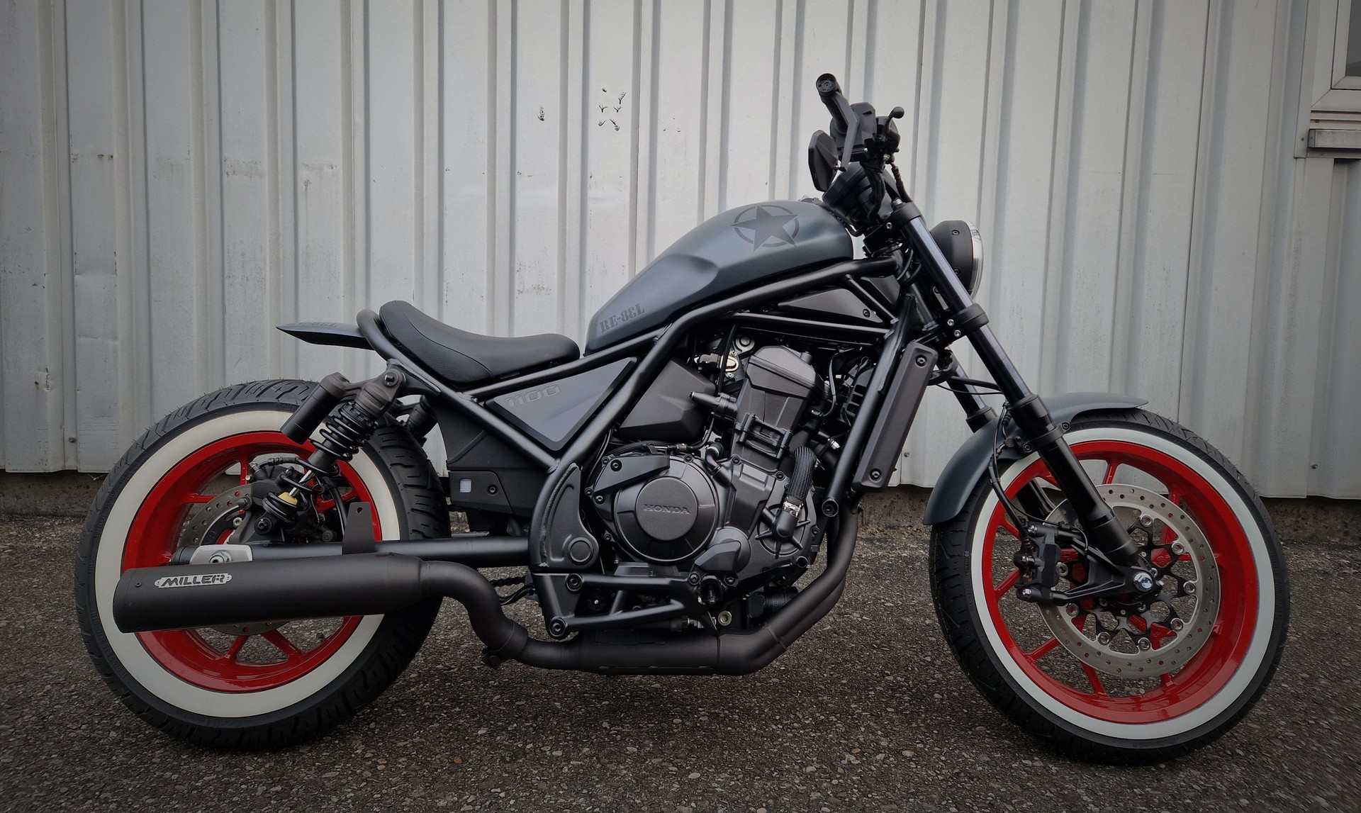 HONDA CMX 1100 Rebel-image-12
