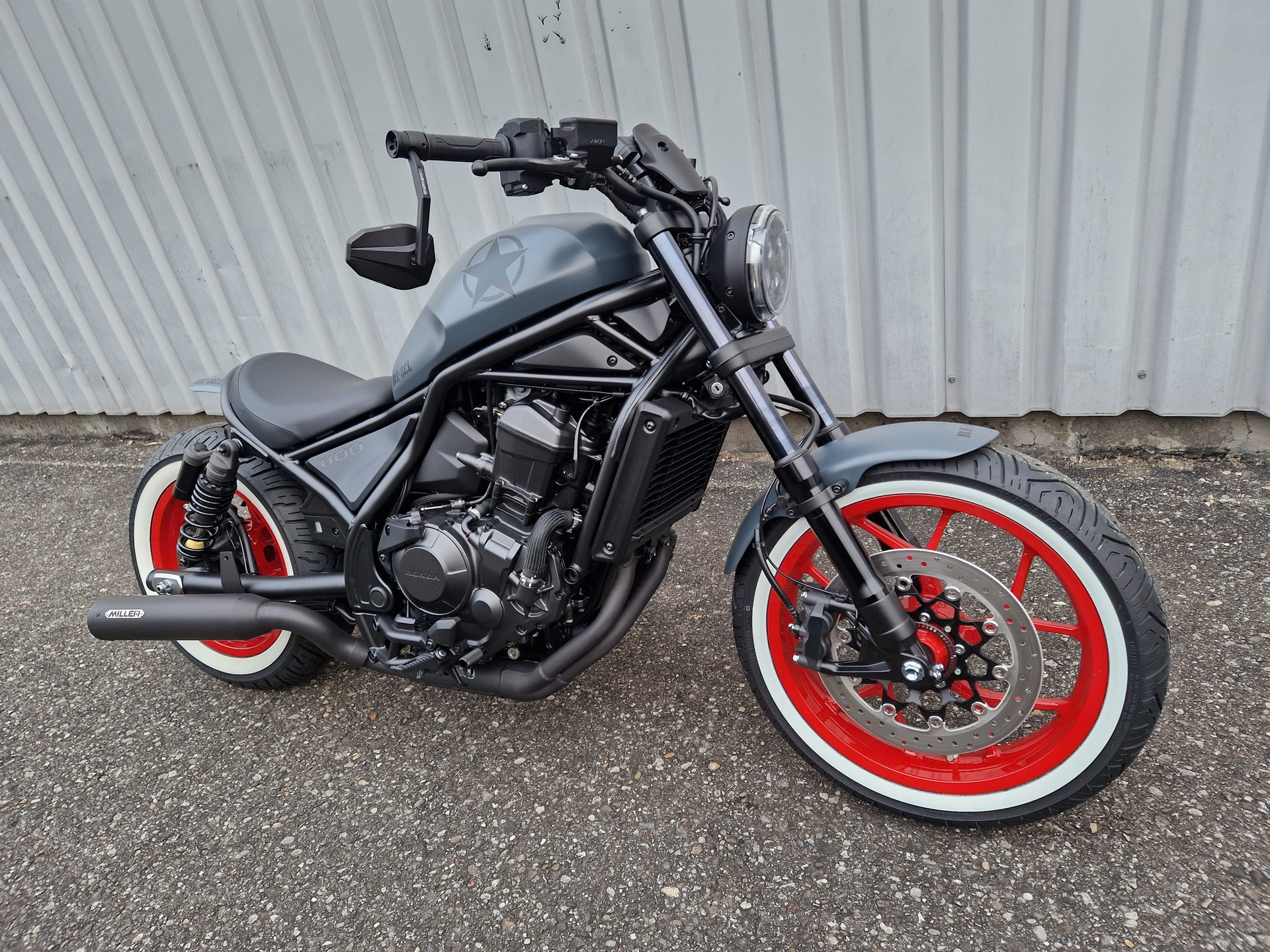 HONDA CMX 1100 Rebel-showroom-element-1