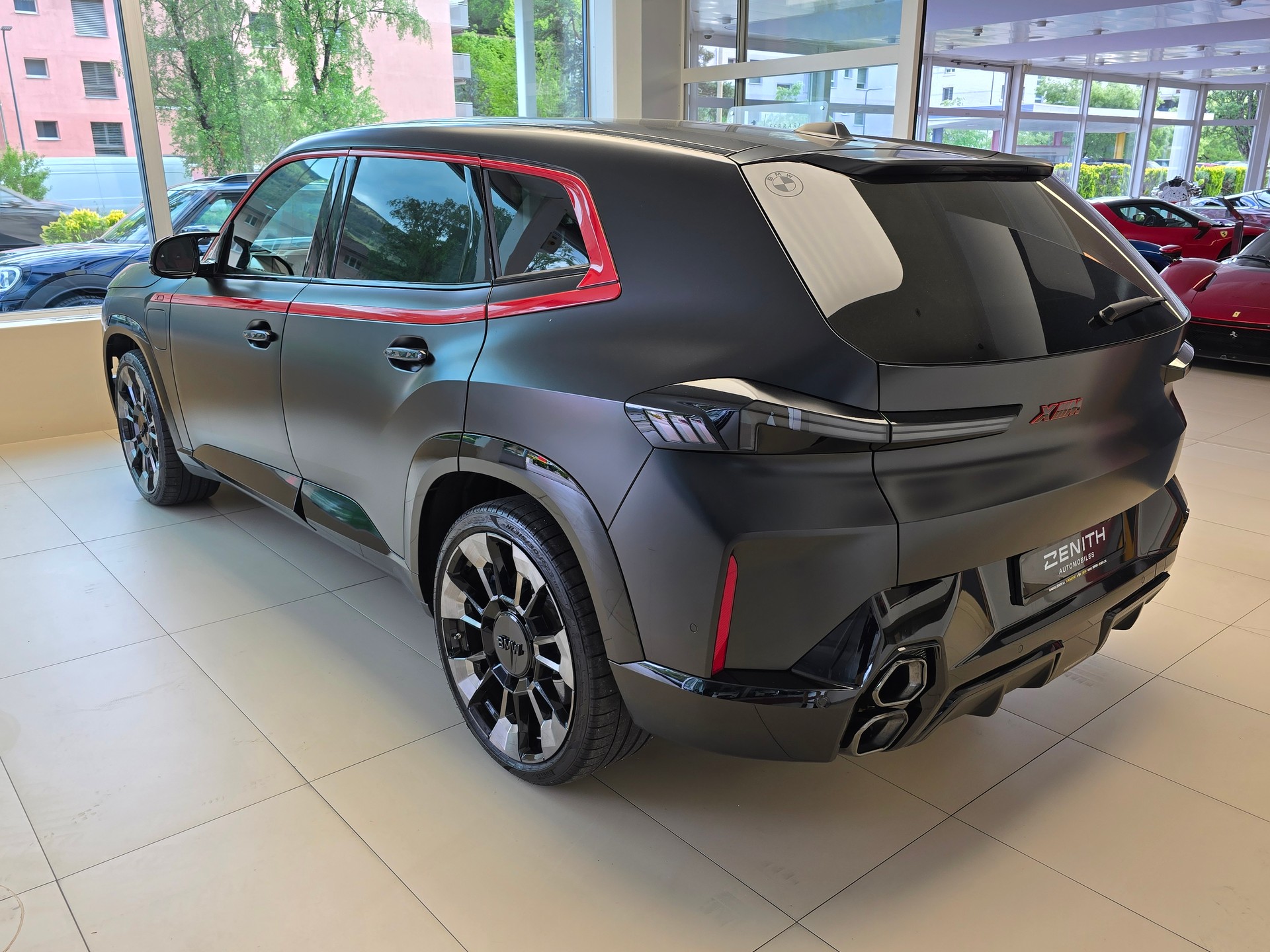 BMW XM xDrive PHEV Steptronic Red Label 1 of 500-image-6