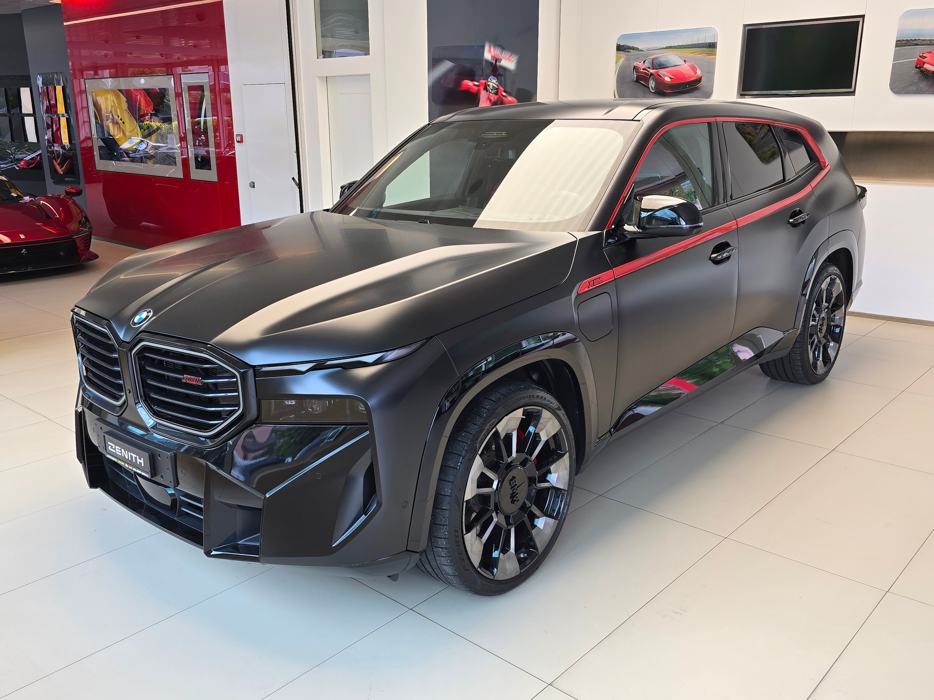 BMW XM xDrive PHEV Steptronic Red Label 1 of 500-image-0