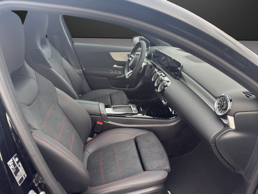 MERCEDES-BENZ A 250 4Matic 8G-DCT-image-7