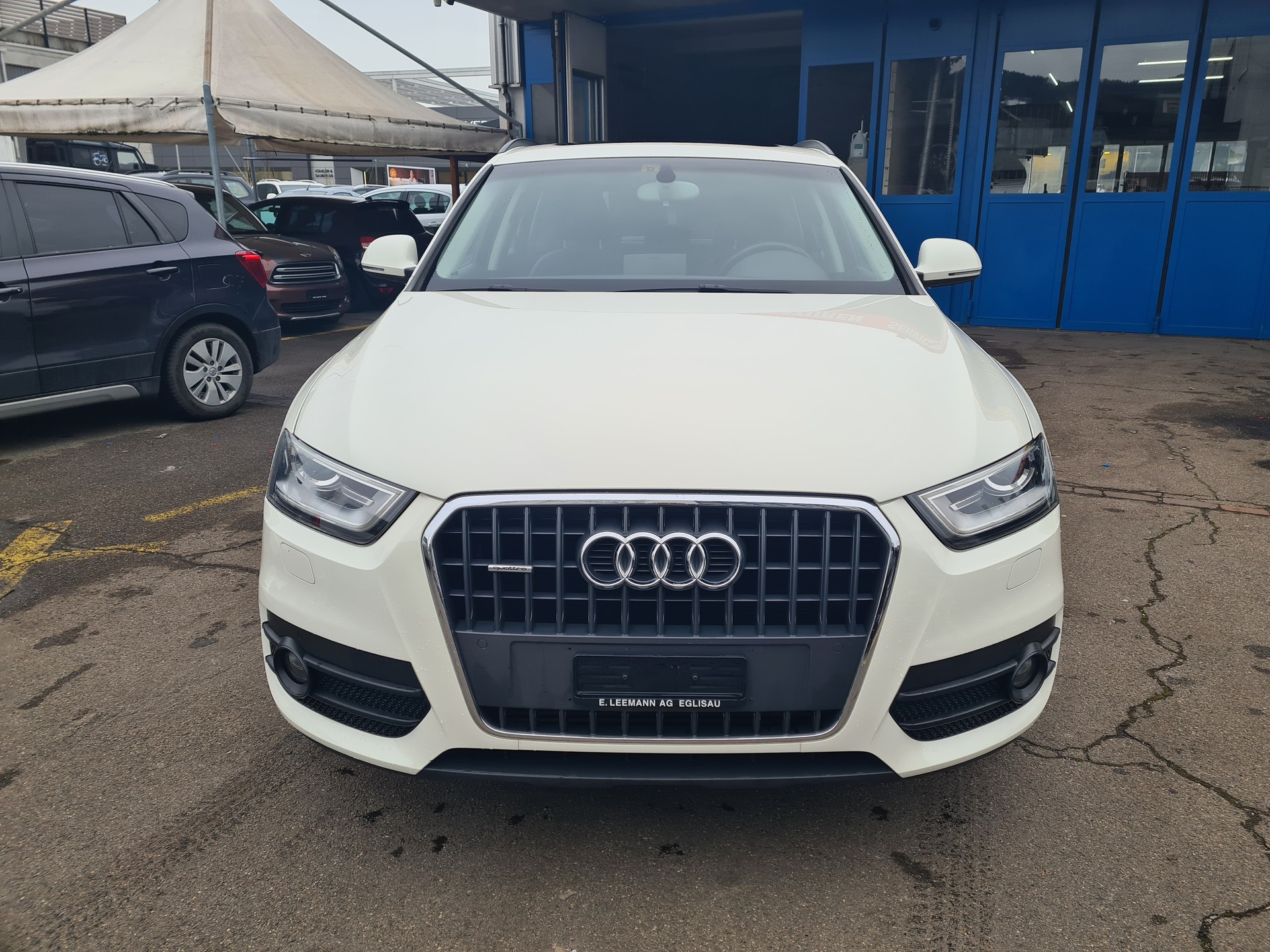 AUDI Q3 2.0 TFSI quattro S-tronic-image-1