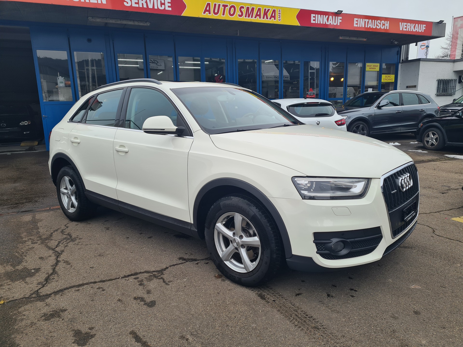 AUDI Q3 2.0 TFSI quattro S-tronic-image-0