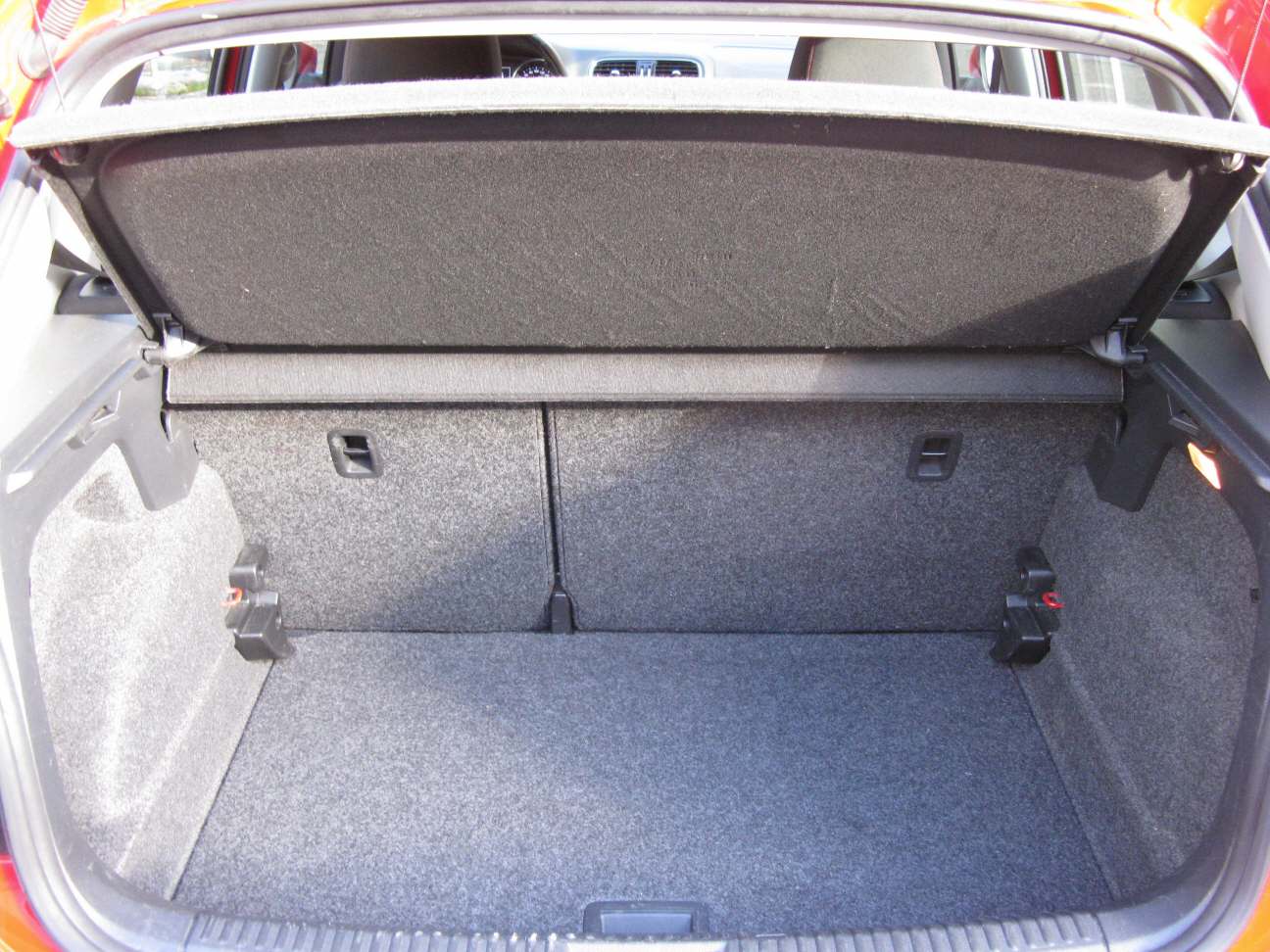 VW Polo 1.2 TSI 90 BlueMT Sound DSG-image-8