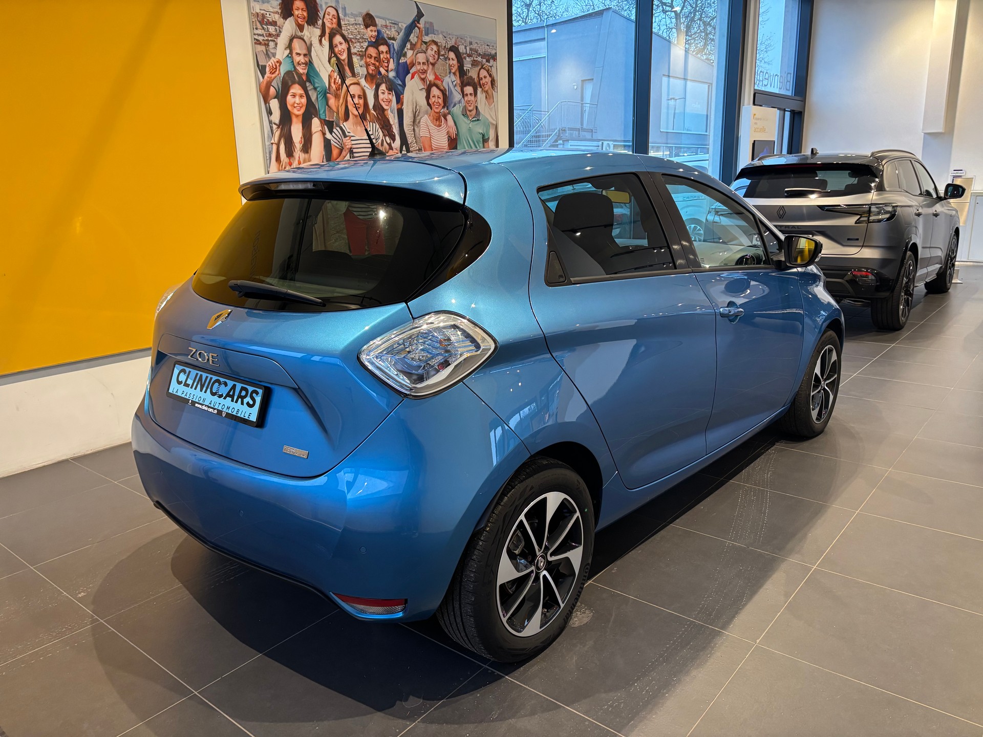 RENAULT Zoe Intens R90 (Batterie Miete)-image-4