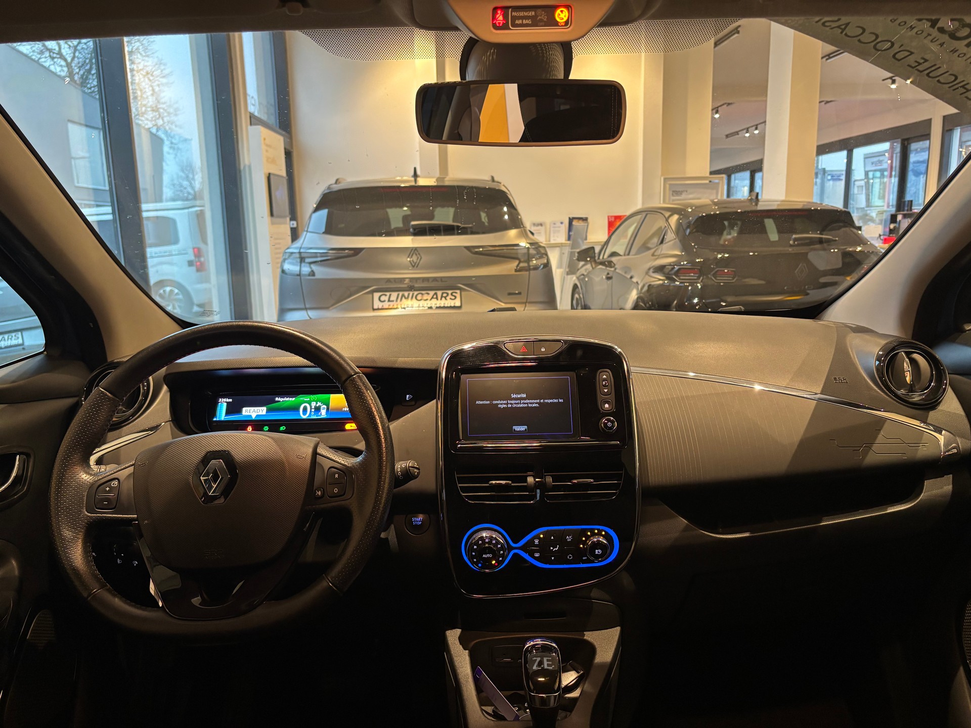 RENAULT Zoe Intens R90 (Batterie Miete)-image-10