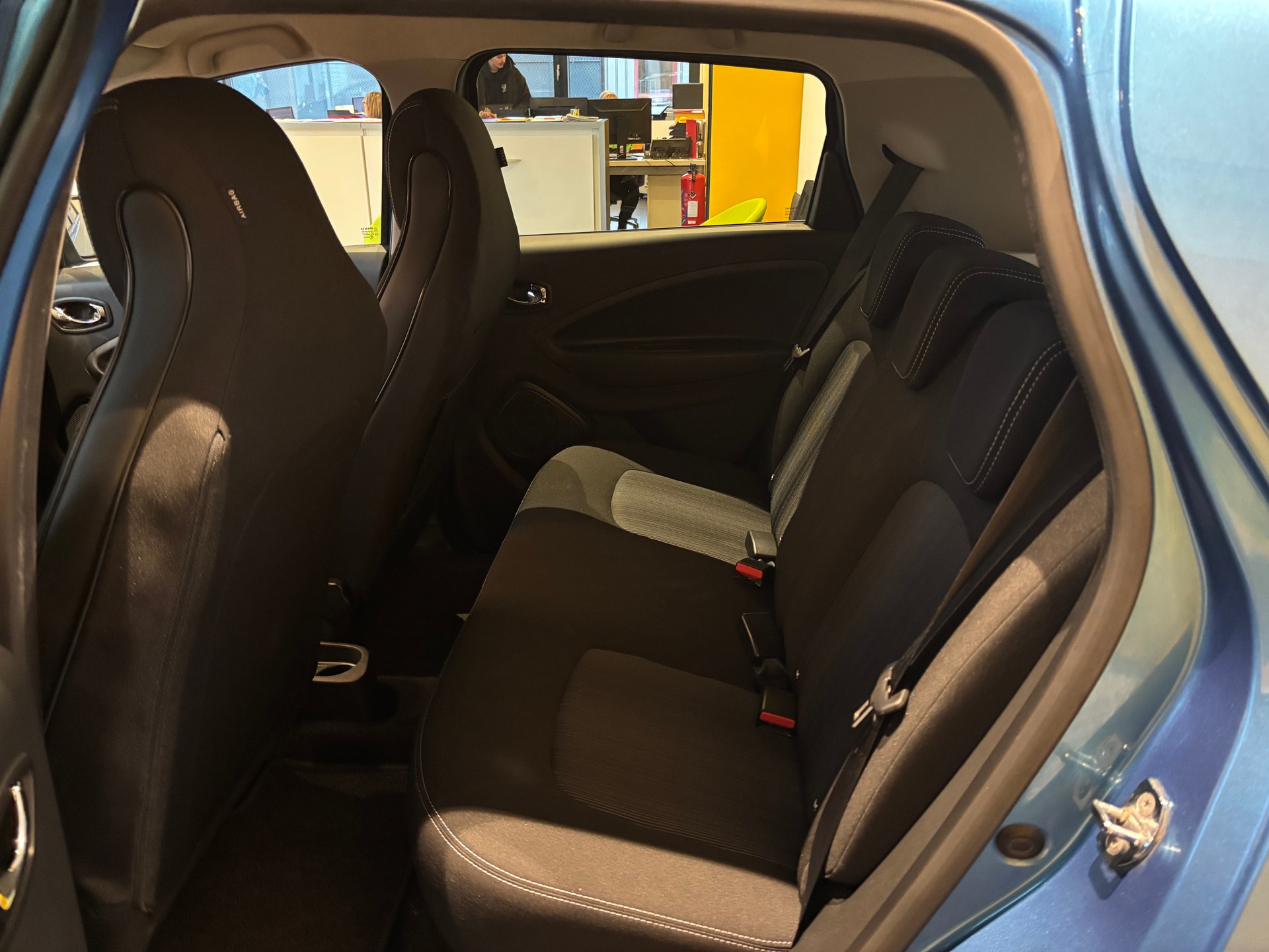 RENAULT Zoe Intens R90 (Batterie Miete)-image-12