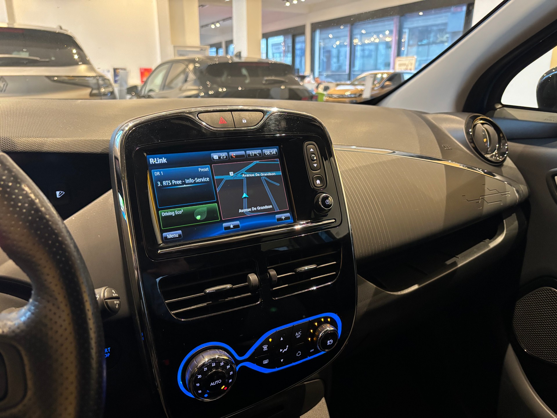 RENAULT Zoe Intens R90 (Batterie Miete)-image-9