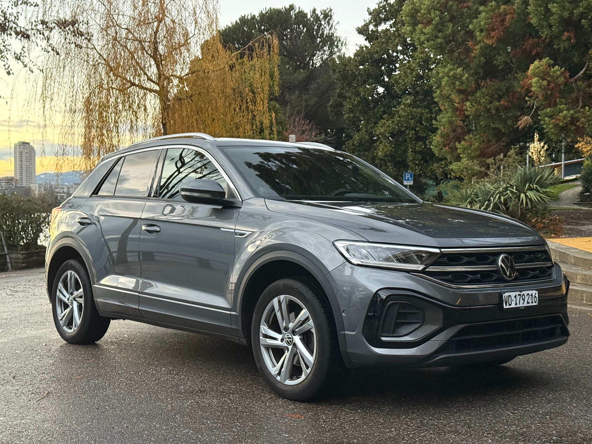 VW T-Roc 1.5 TSI EVO R-Line DSG-image-3