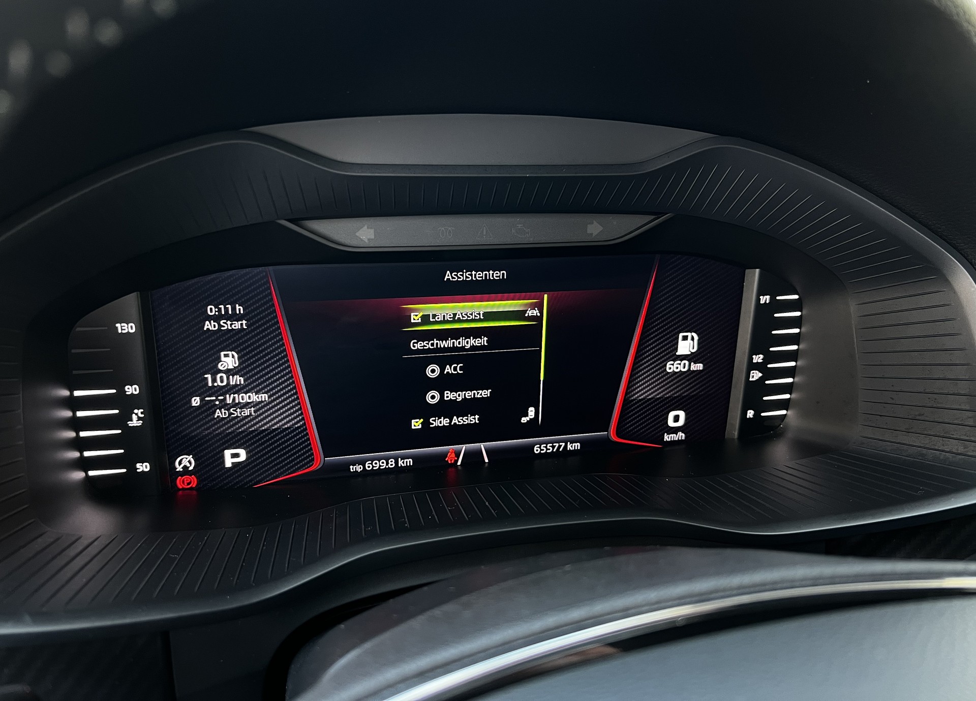 SKODA Kodiaq 2.0 TSI 4x4 Sport Line-image-9