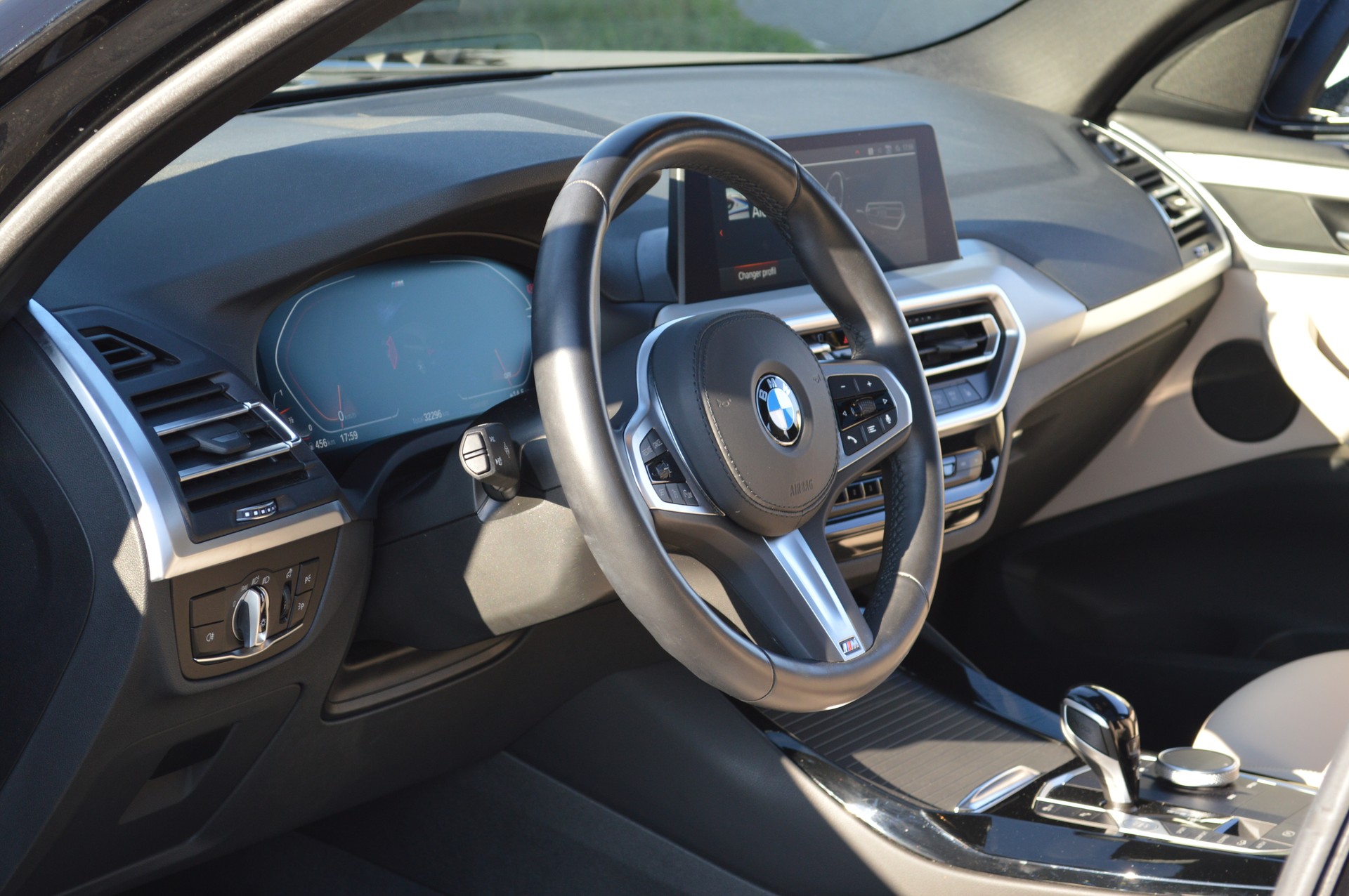 BMW X3 xDrive 20i M Sport-image-10