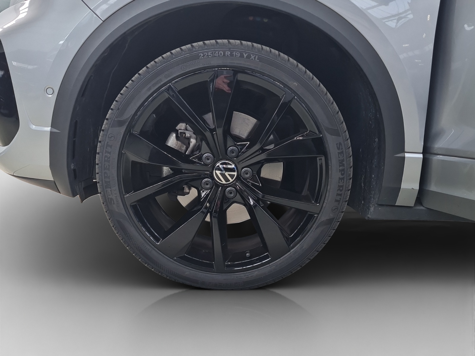 VW T-Roc 2.0 TSI R-Line DSG 4Motion-image-14