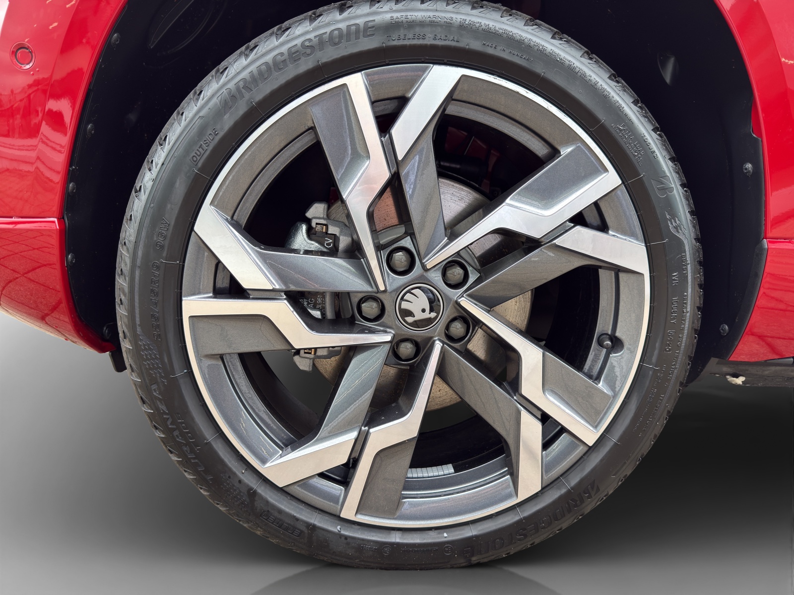SKODA Karoq 2.0 TSI SportLine 4x4 DSG-image-13