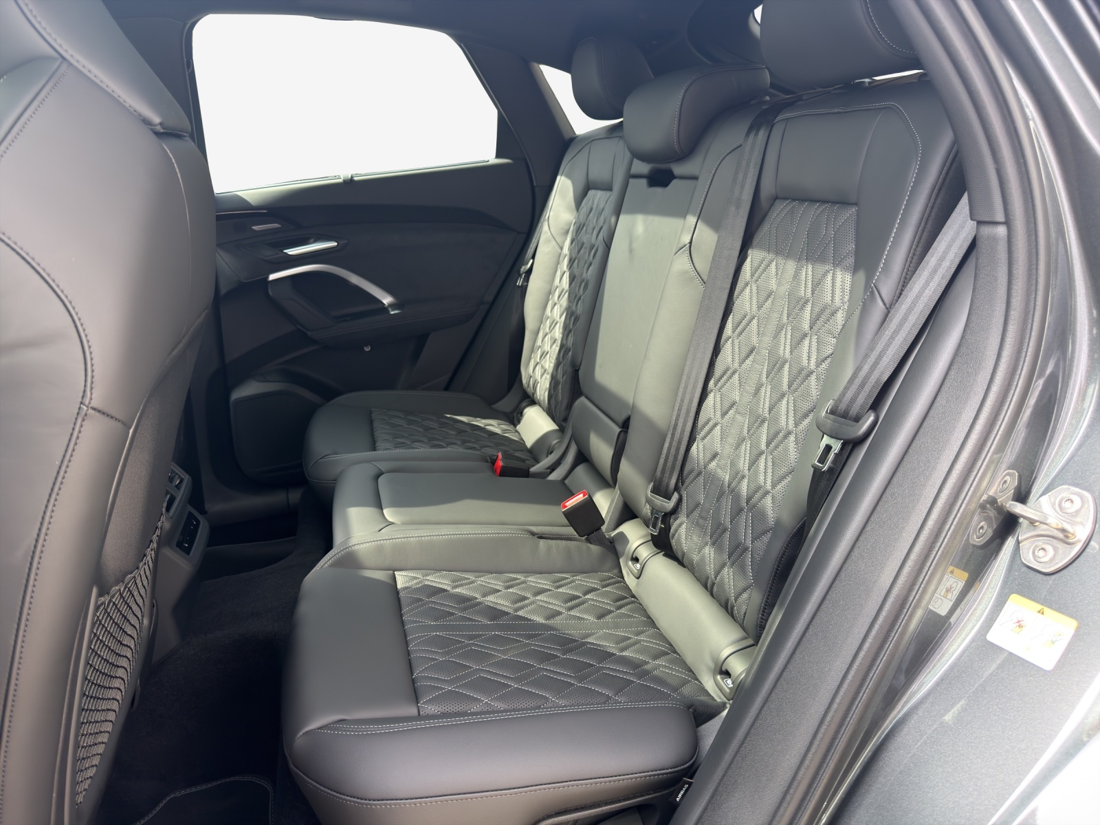AUDI SQ5 Sportback TFSI quattro S-tronic-image-13