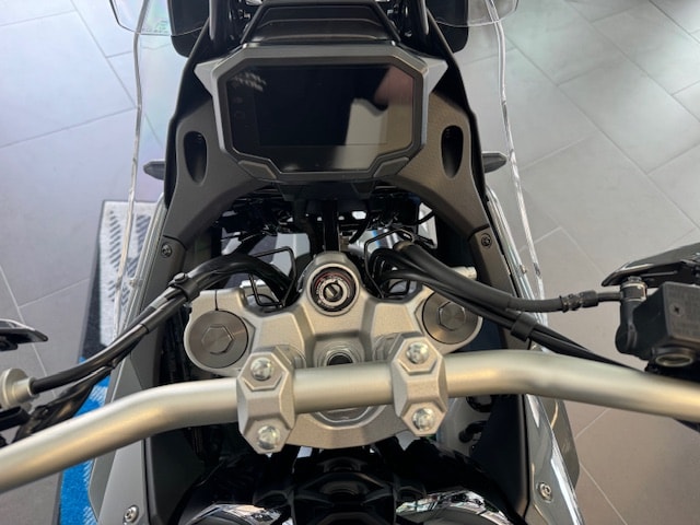 KAWASAKI KLE 500 SE-image-13