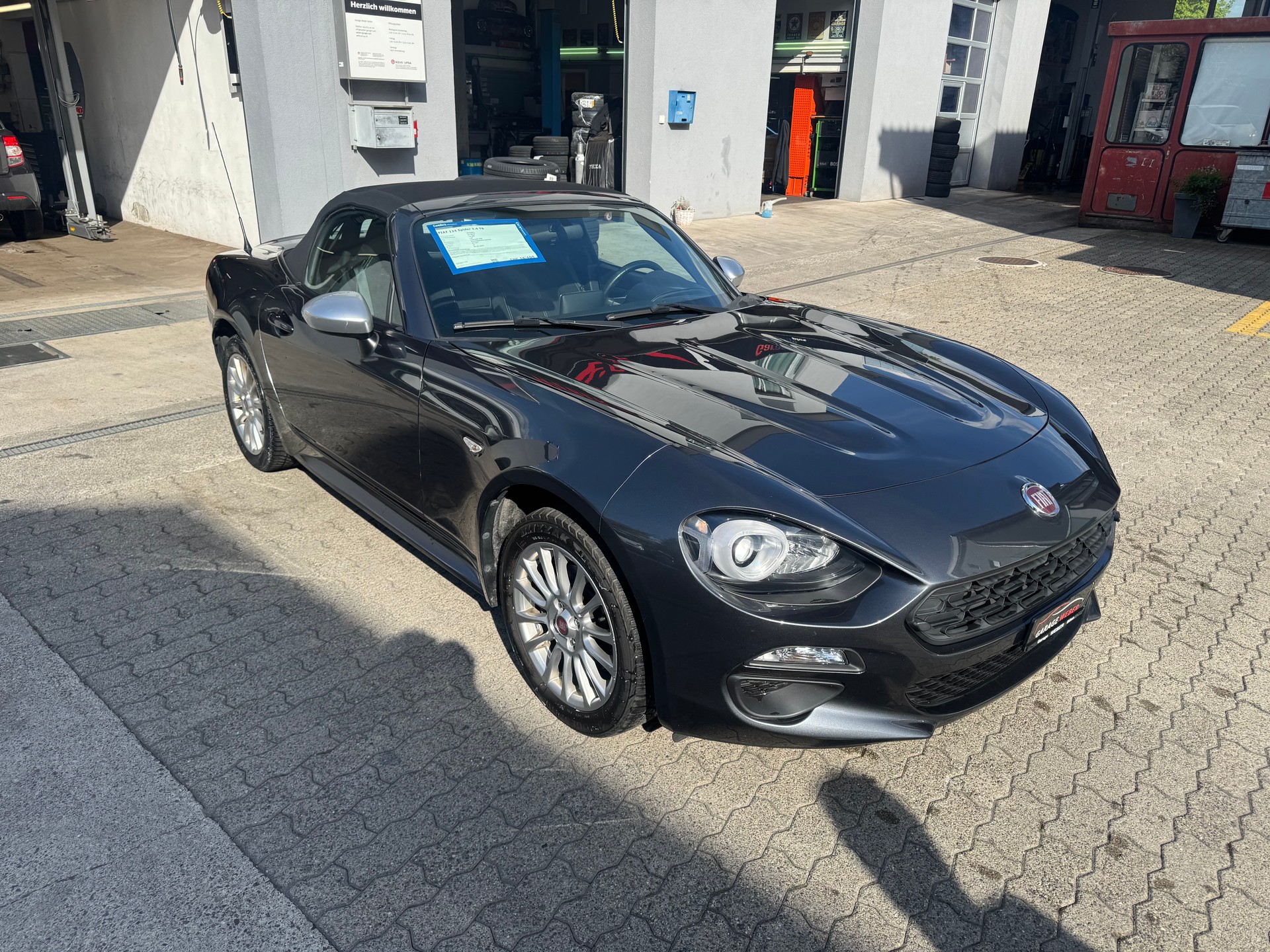 FIAT 124 Spider 1.4 TB-image-2